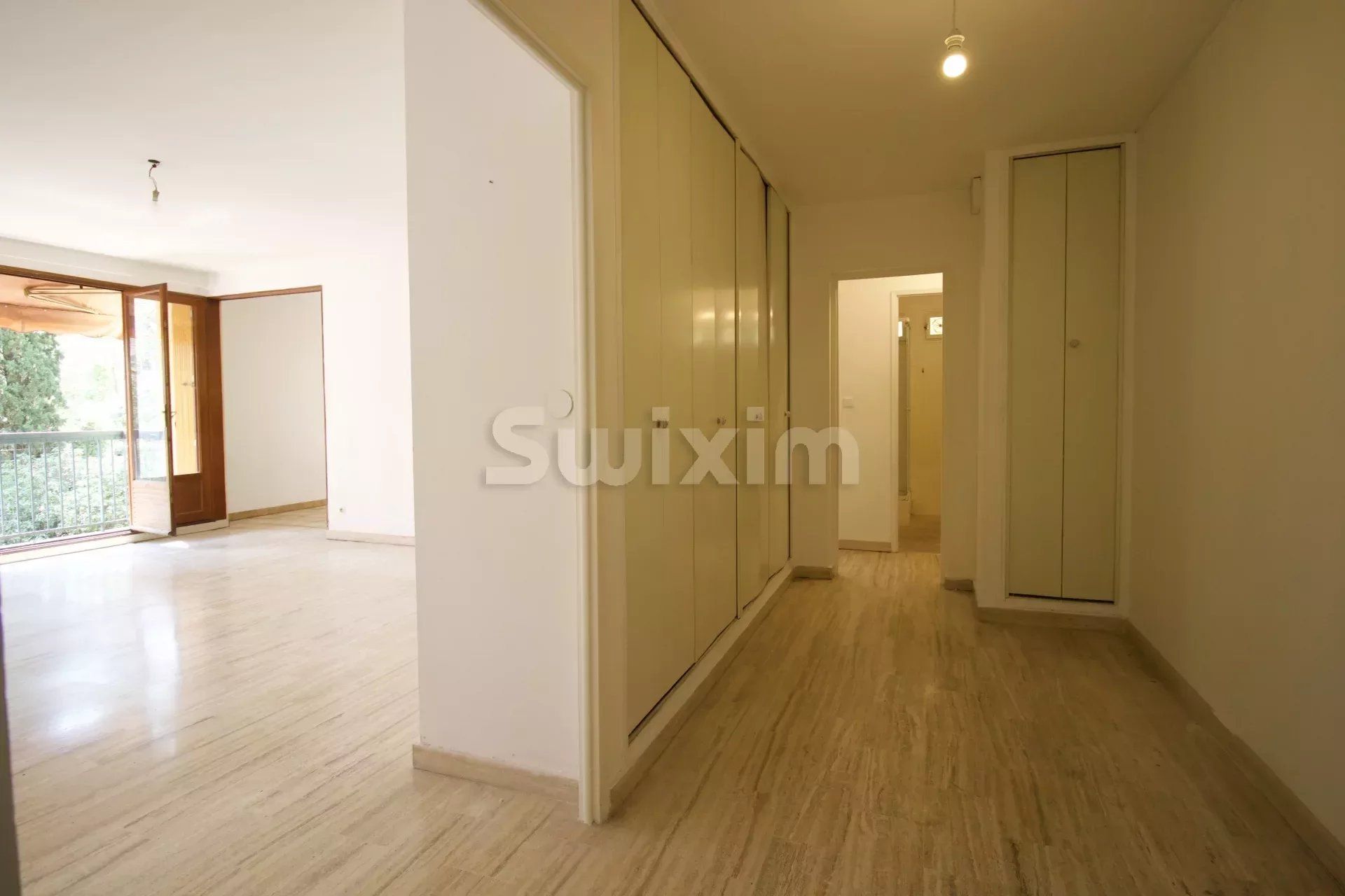 Condominium dans Les Gervais, Provence-Alpes-Cote d'Azur 12772585