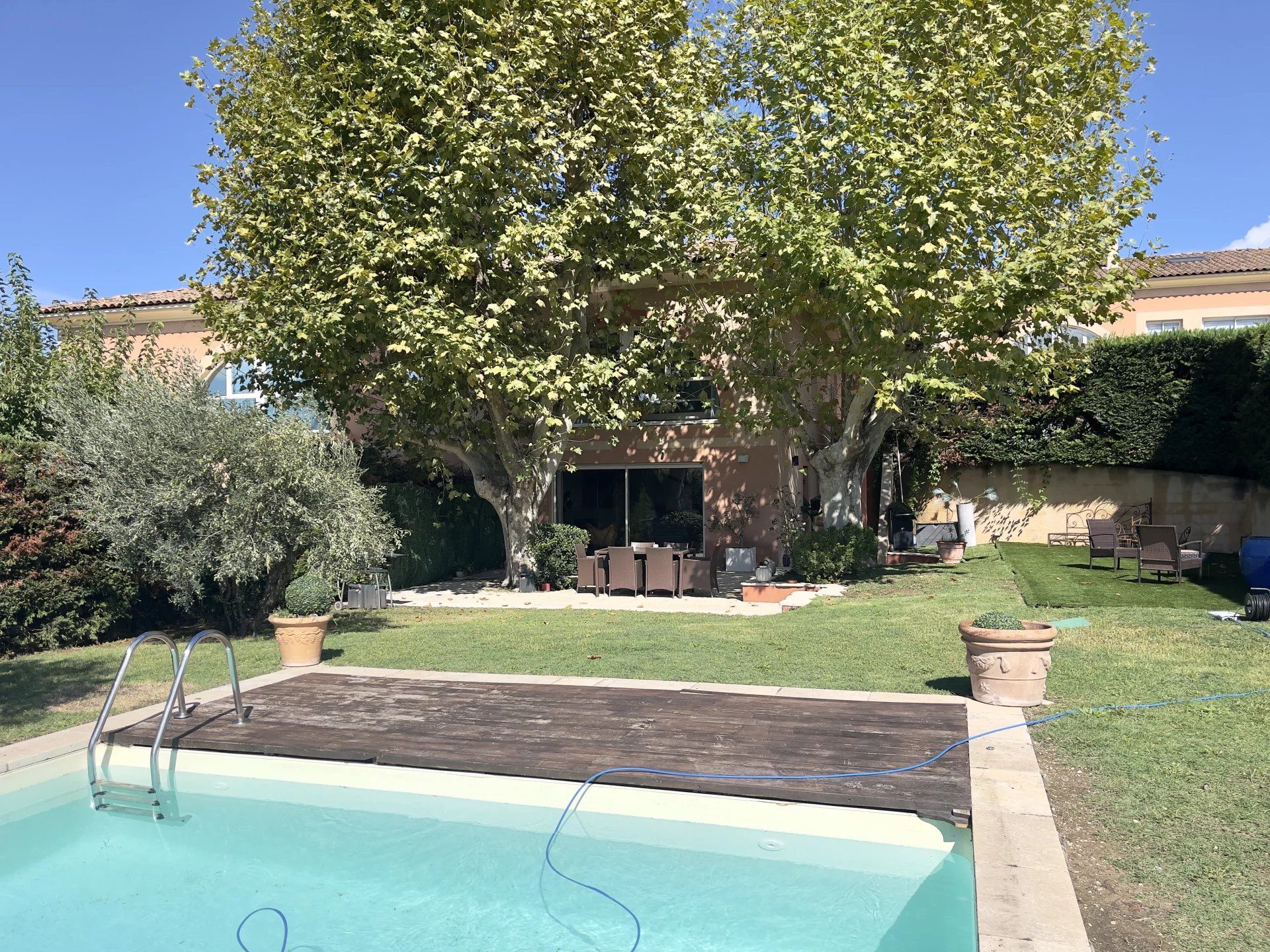 Huis in Aix-en-Provence, Bouches-du-Rhône 12772836