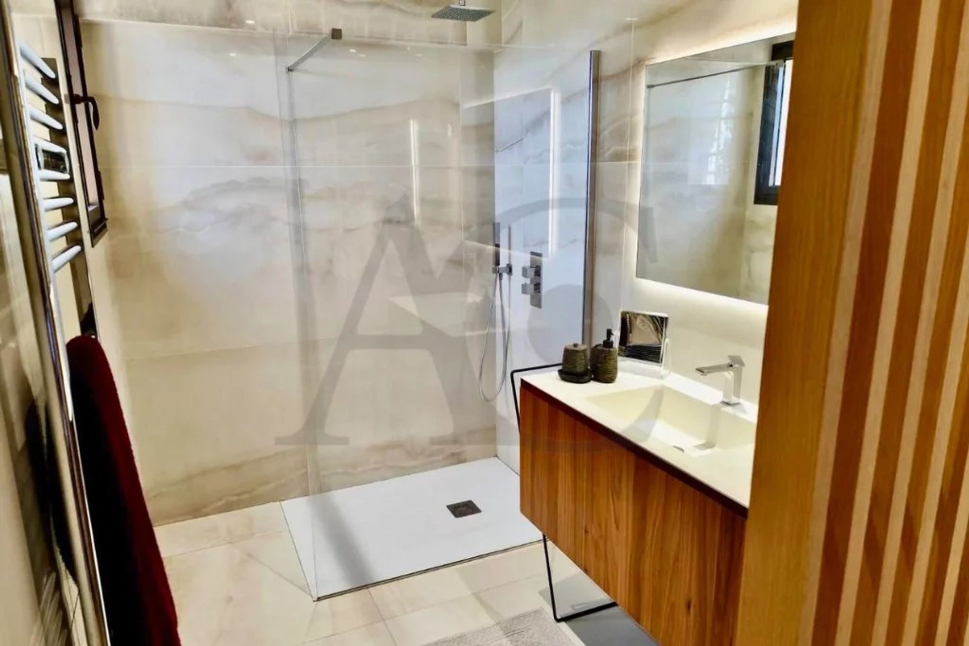 Condominium in Villeneuve-Loubet, Alpes-Maritimes 12772868