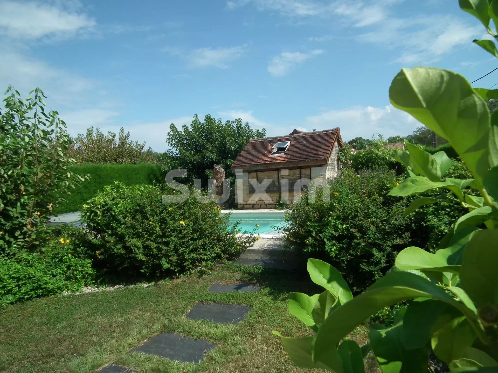 Huis in Lons-le-Saunier, Bourgogne-Franche-Comte 12772891