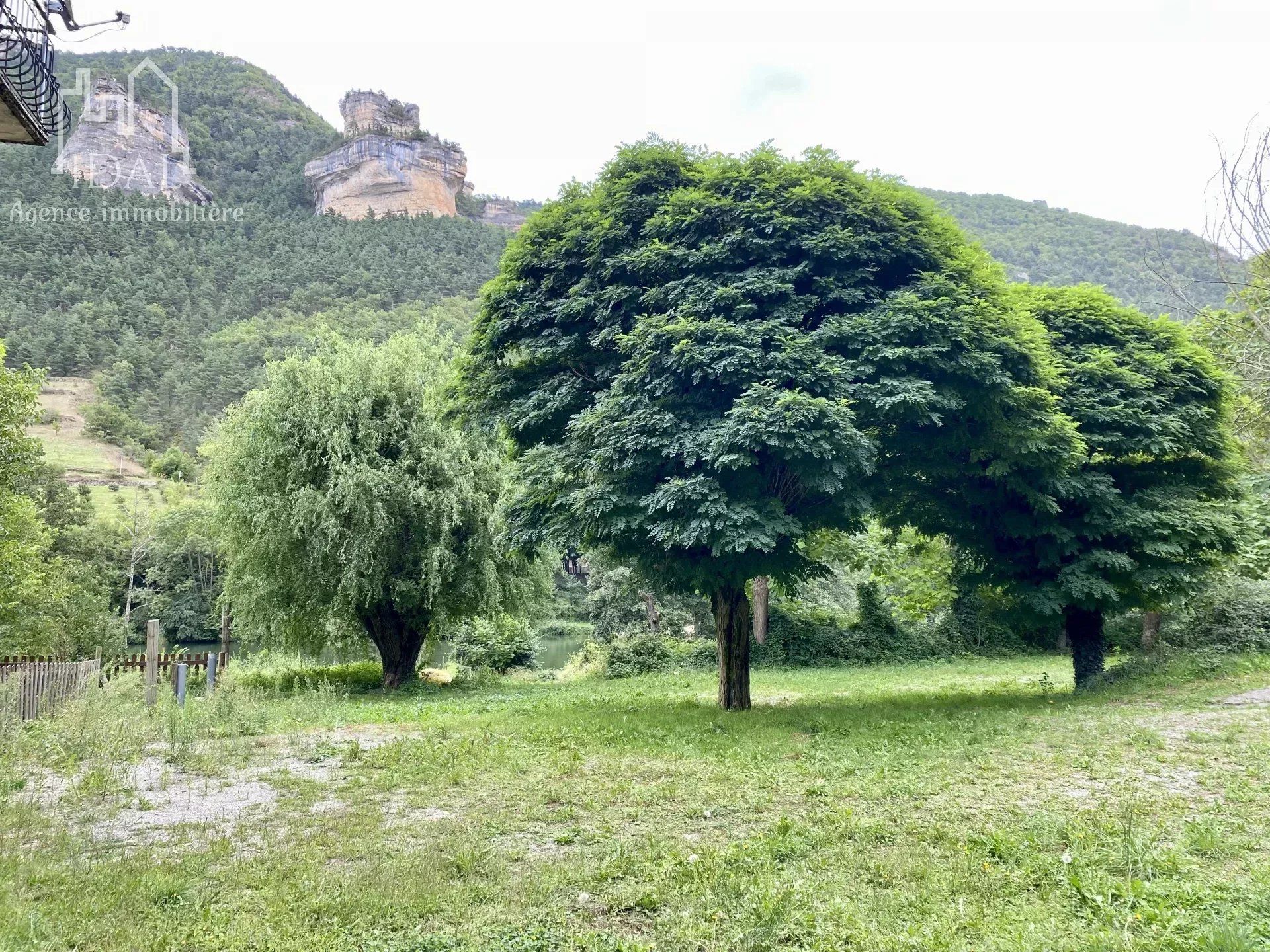 व्यावसायिक में Les Vignes, Lozère 12772936