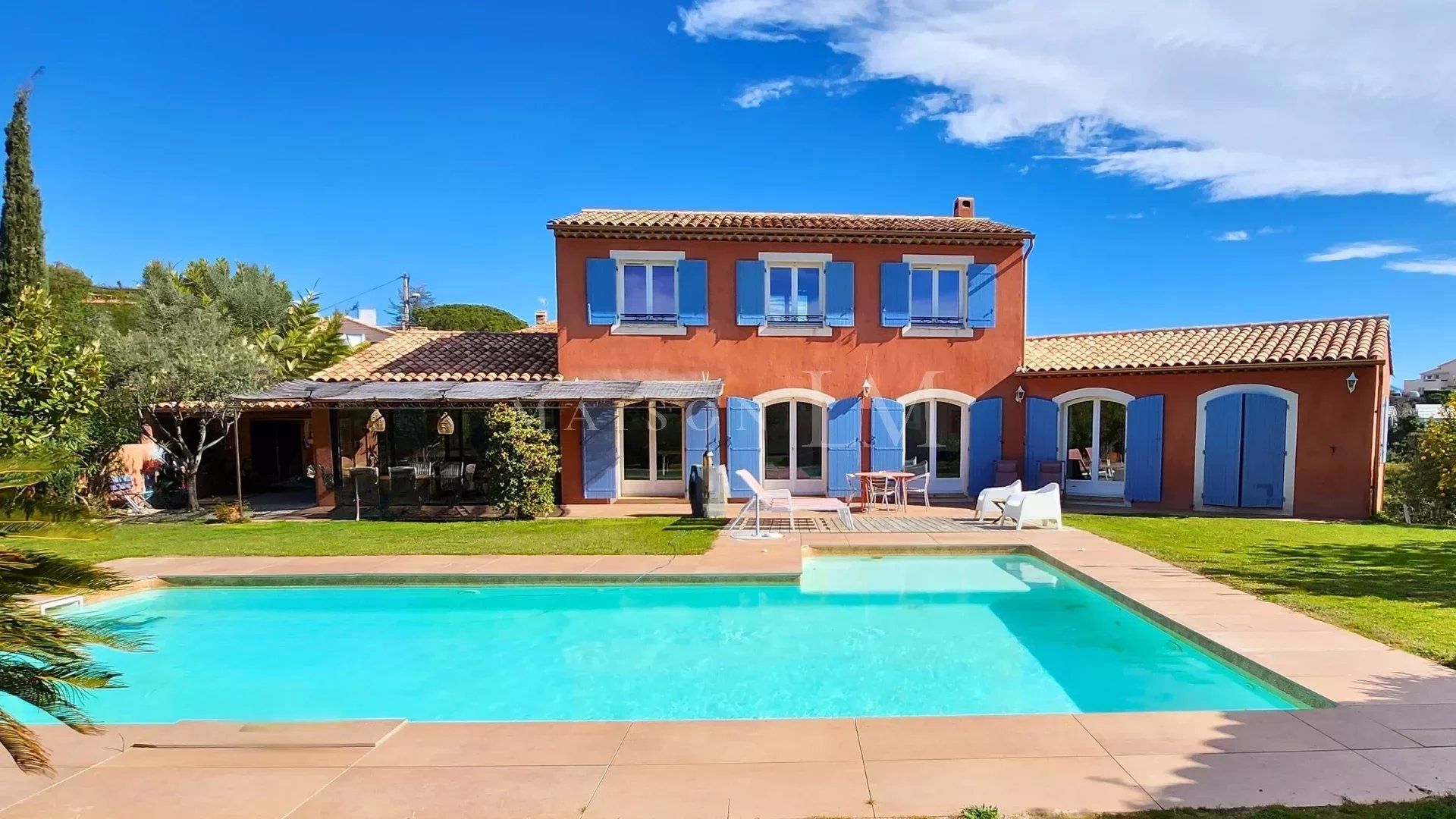 Casa nel Cagnes-sur-Mer, Provenza-Alpi-Costa Azzurra 12773009