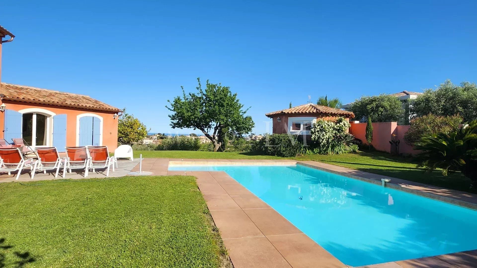 House in Cagnes-sur-Mer, Alpes-Maritimes 12773009