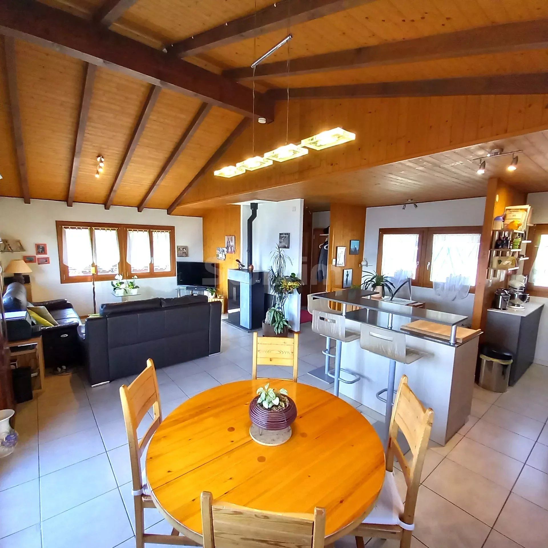 Будинок в Basse-Nendaz, District de Conthey 12773147