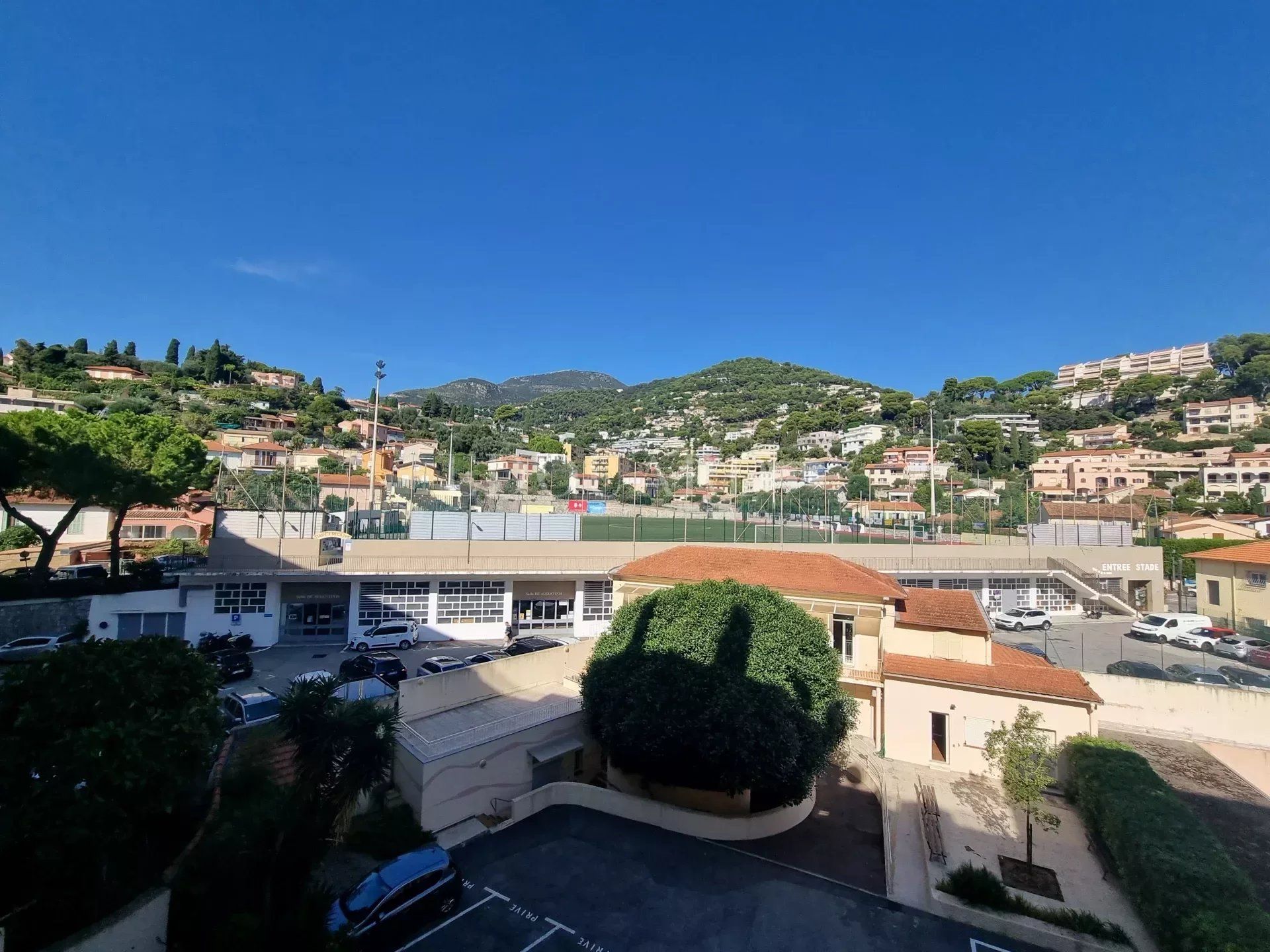 Condomínio no Roquebrune-Cap-Martin, Alpes-Maritimes 12773325