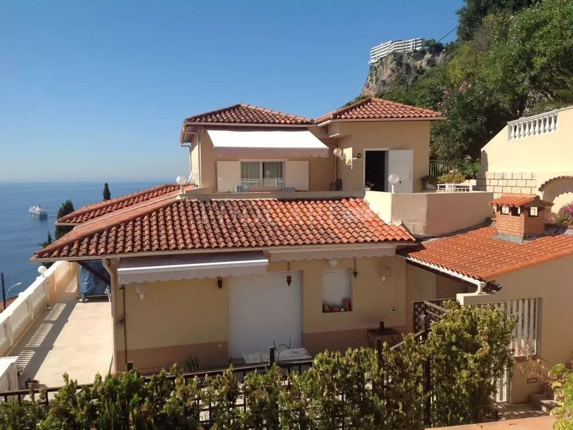 Osakehuoneisto sisään Roquebrune-Cap-Martin, Alpes-Maritimes 12773329