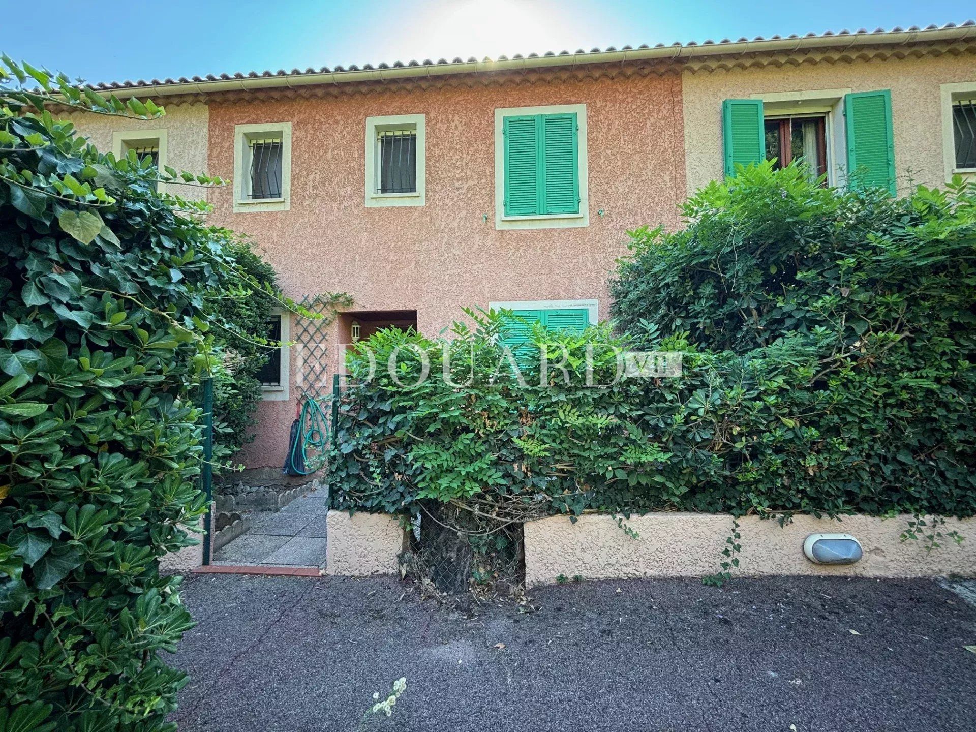 住宅 在 Menton, Alpes-Maritimes 12773330