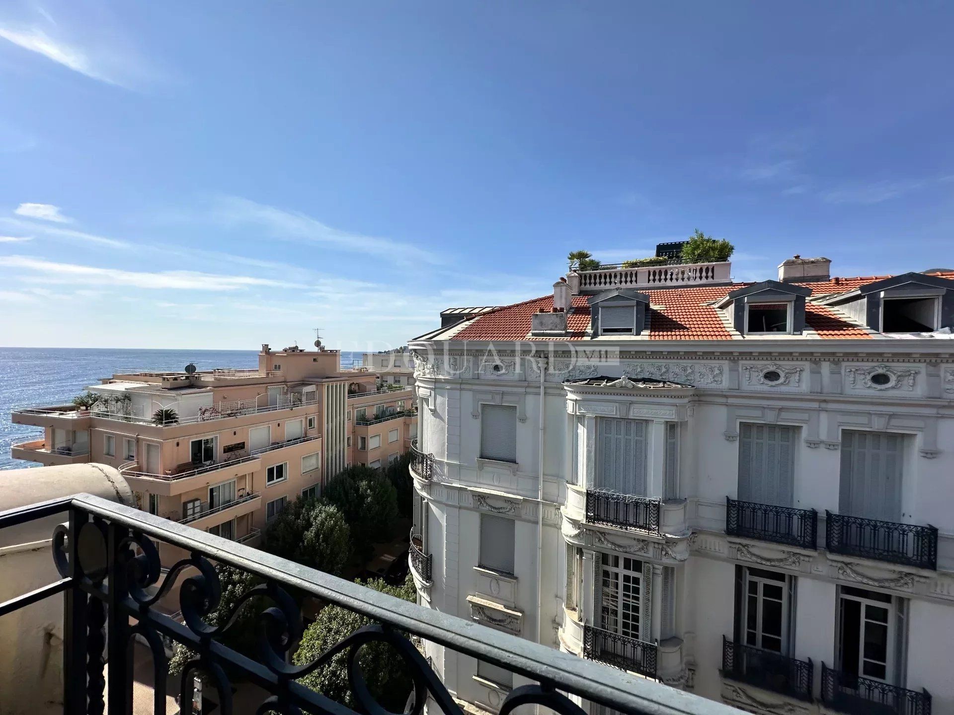 Квартира в Menton, Alpes-Maritimes 12773331