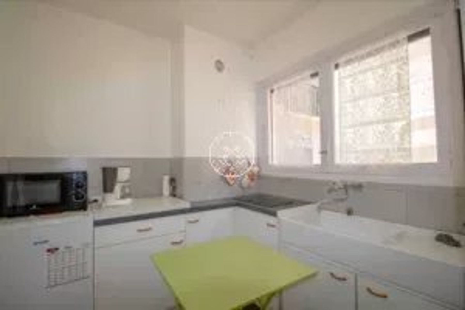 Condominium dans Saint-Raphaël, Provence-Alpes-Côte d'Azur 12773555