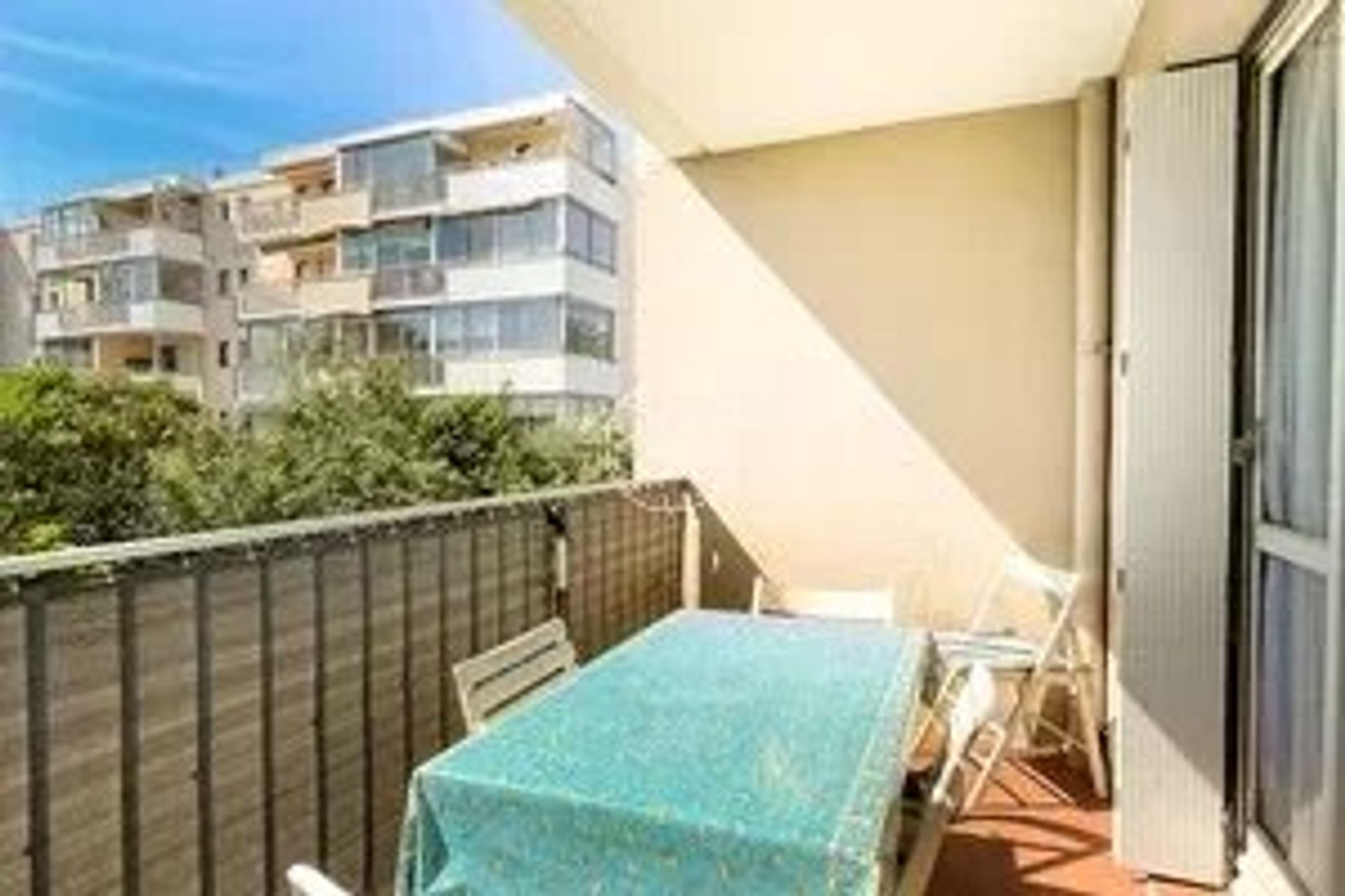 Kondominium dalam Frejus, Provence-Alpes-Côte d'Azur 12773589