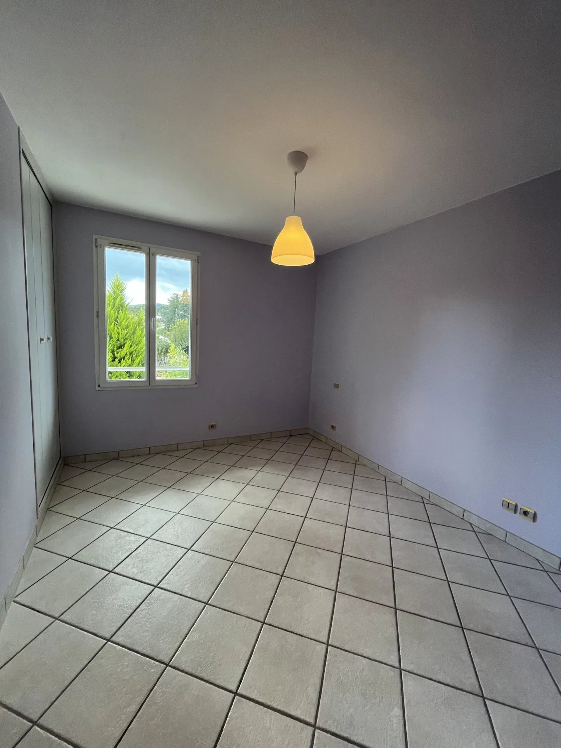 Condominium in Rumilly, Auvergne-Rhone-Alpes 12773635