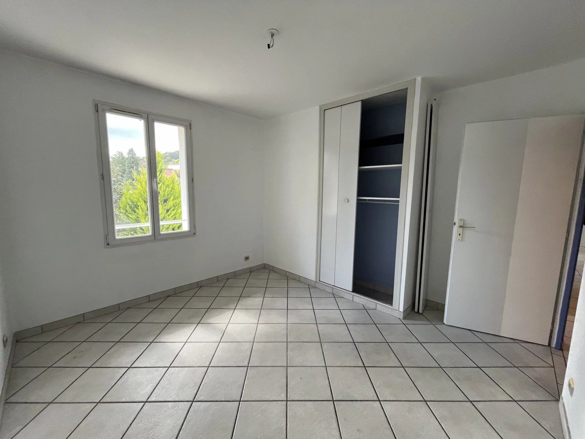 Condominium in Rumilly, Haute-Savoie 12773635