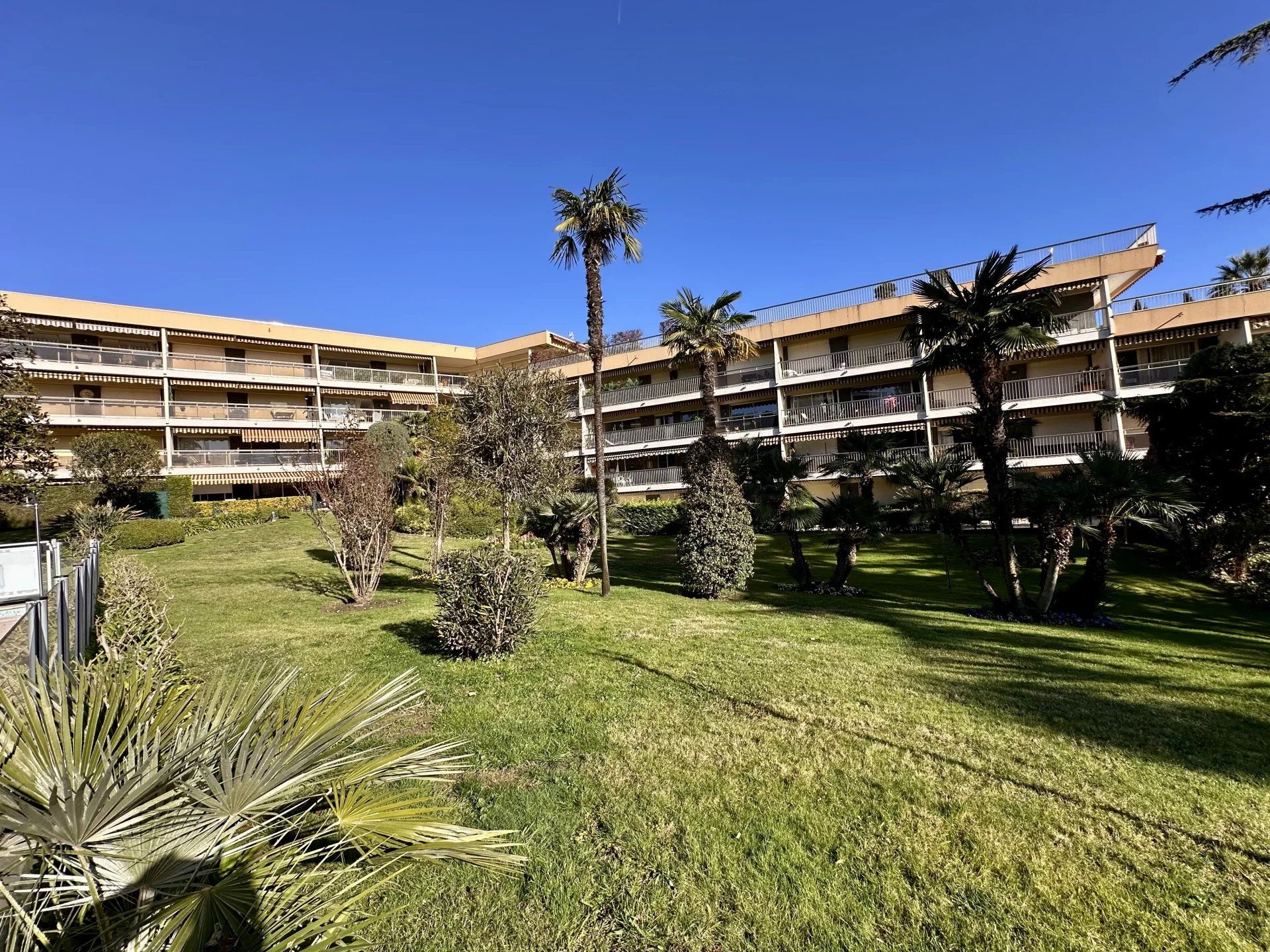 سكني في Cannes, Alpes-Maritimes 12773661