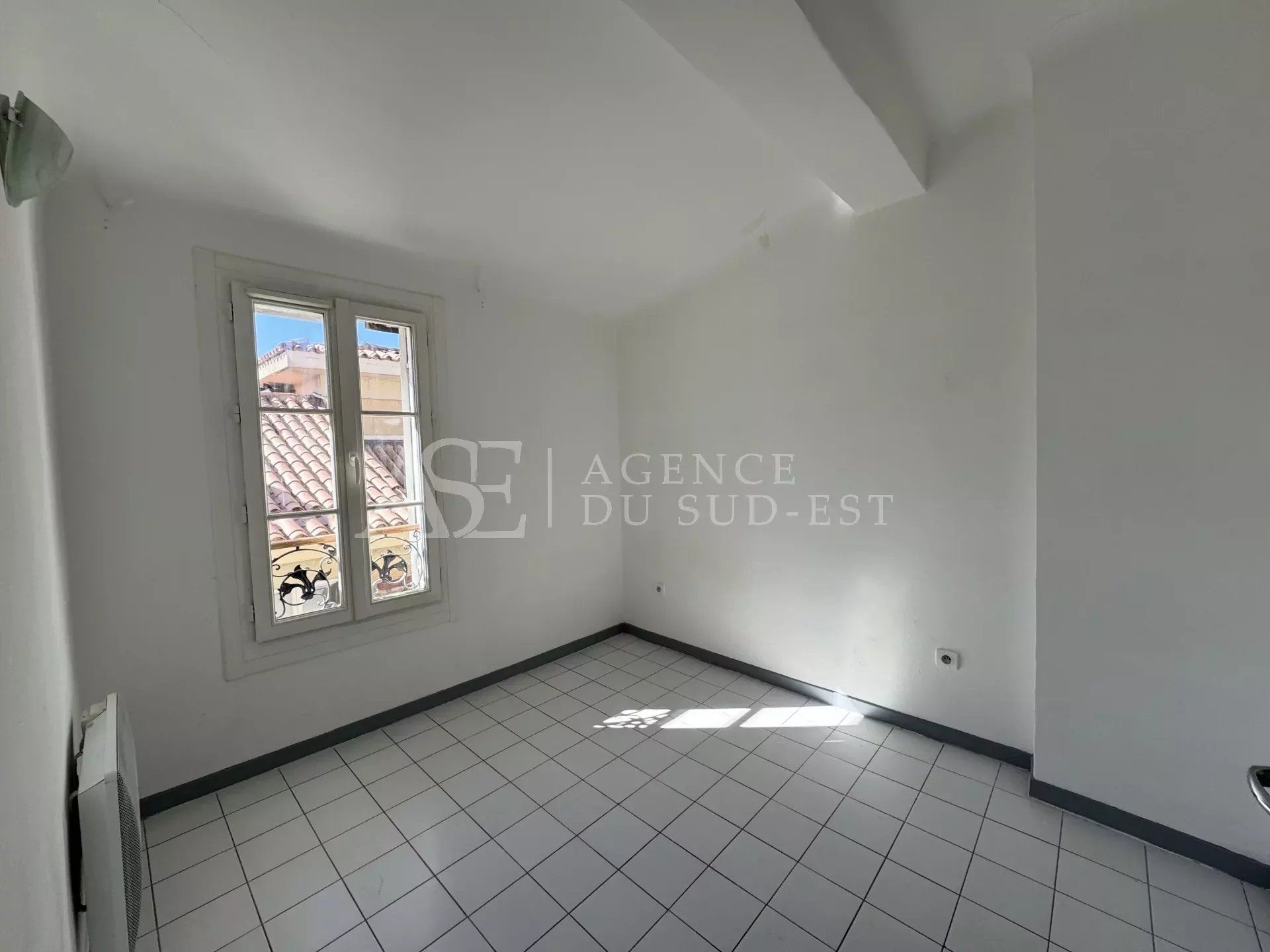 Osakehuoneisto sisään Aix-en-Provence, Provence-Alpes-Cote d'Azur 12773683