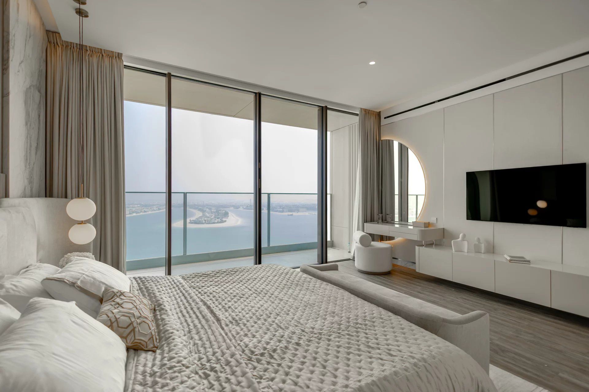 सम्मिलित में Palm Jumeirah, Dubai 12773735