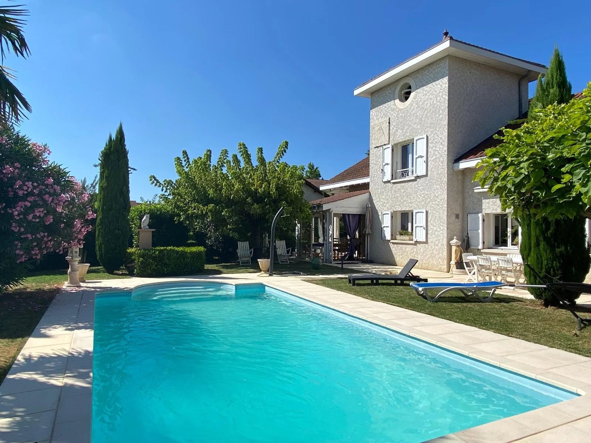 House in La Buisse, Isère 12773788