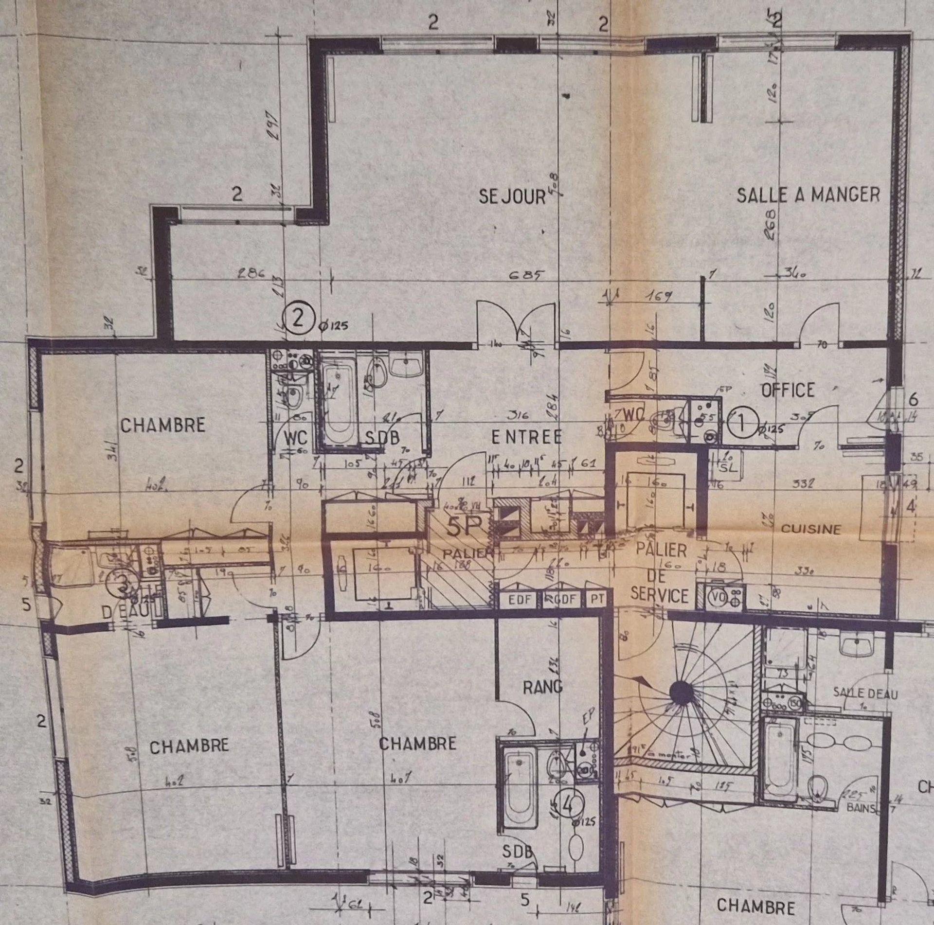 Condominium dans Paris 7ème, Paris 12773812