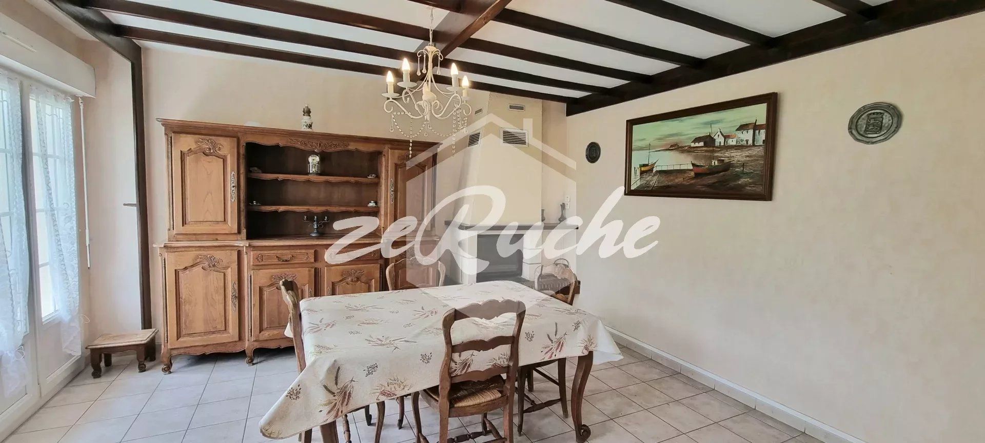 سكني في Cairon, Calvados 12773860