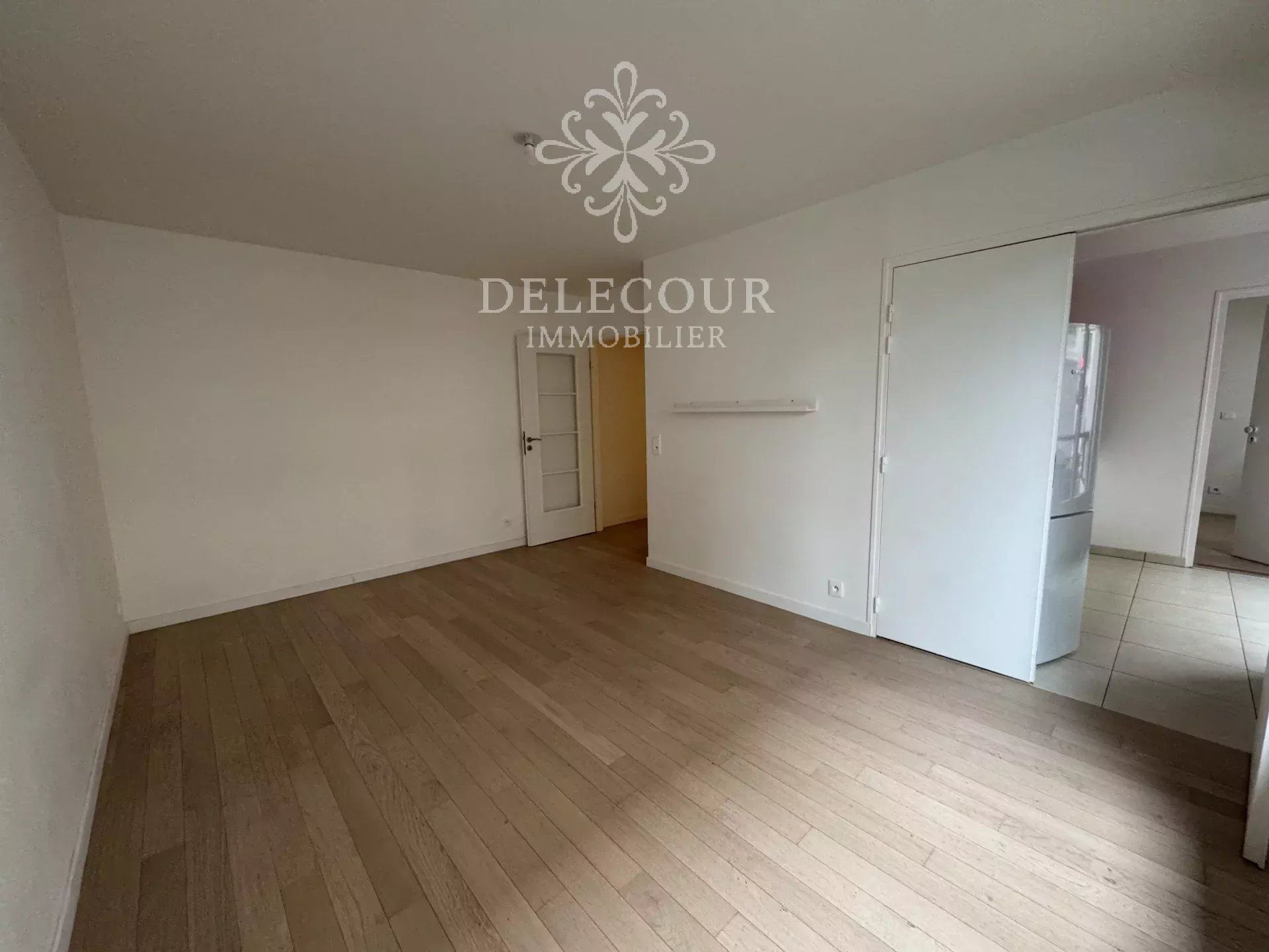 מגורים ב Montrouge, Hauts-de-Seine 12773937