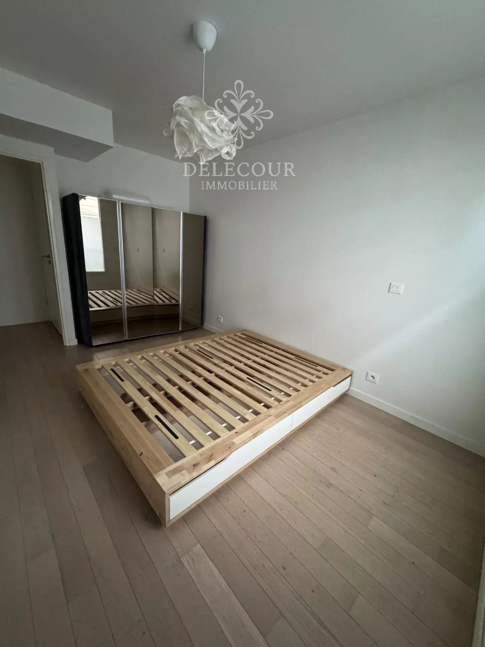 מגורים ב Montrouge, Hauts-de-Seine 12773937