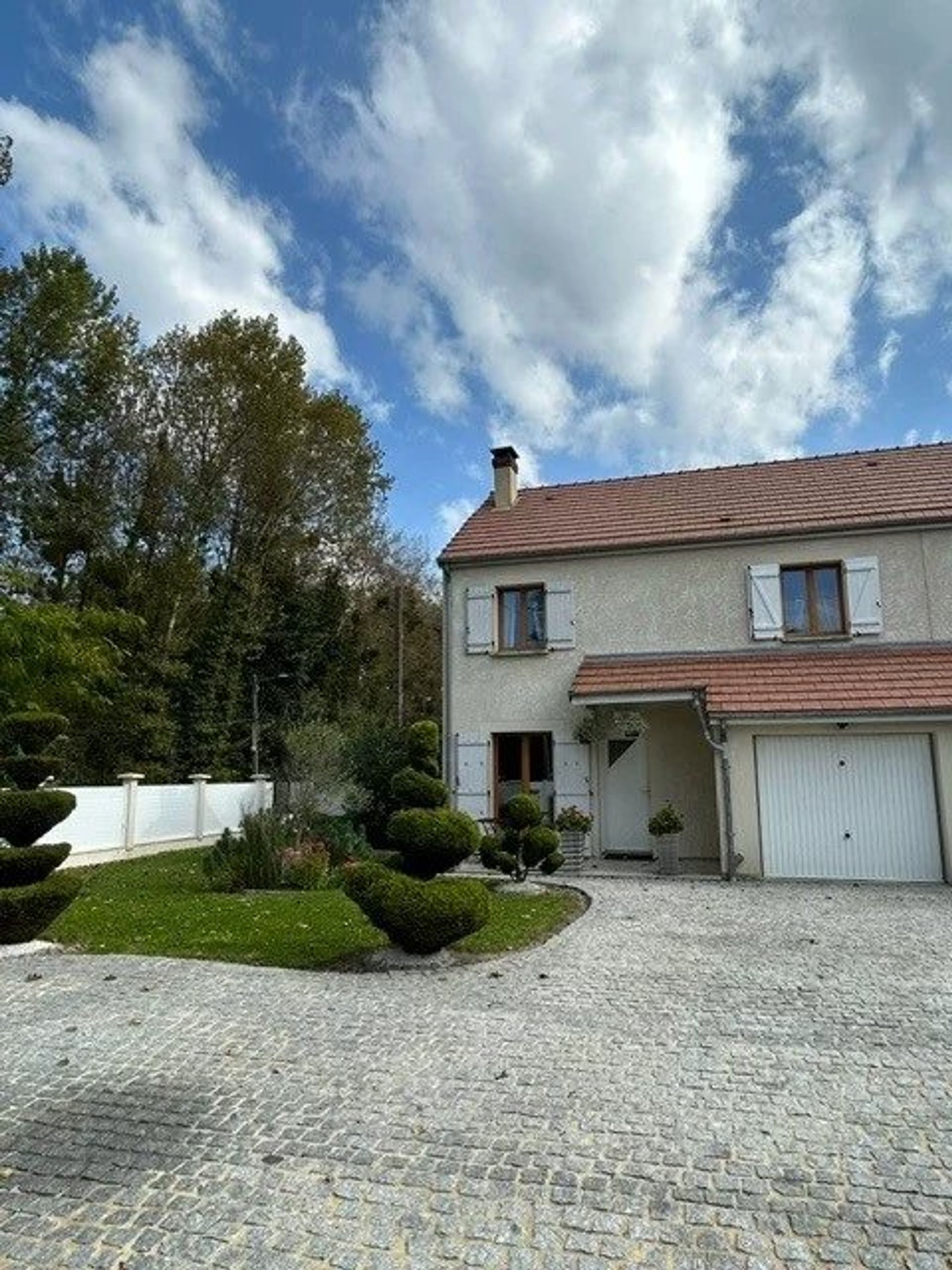 Hus i Breuillet, Essonne 12773966