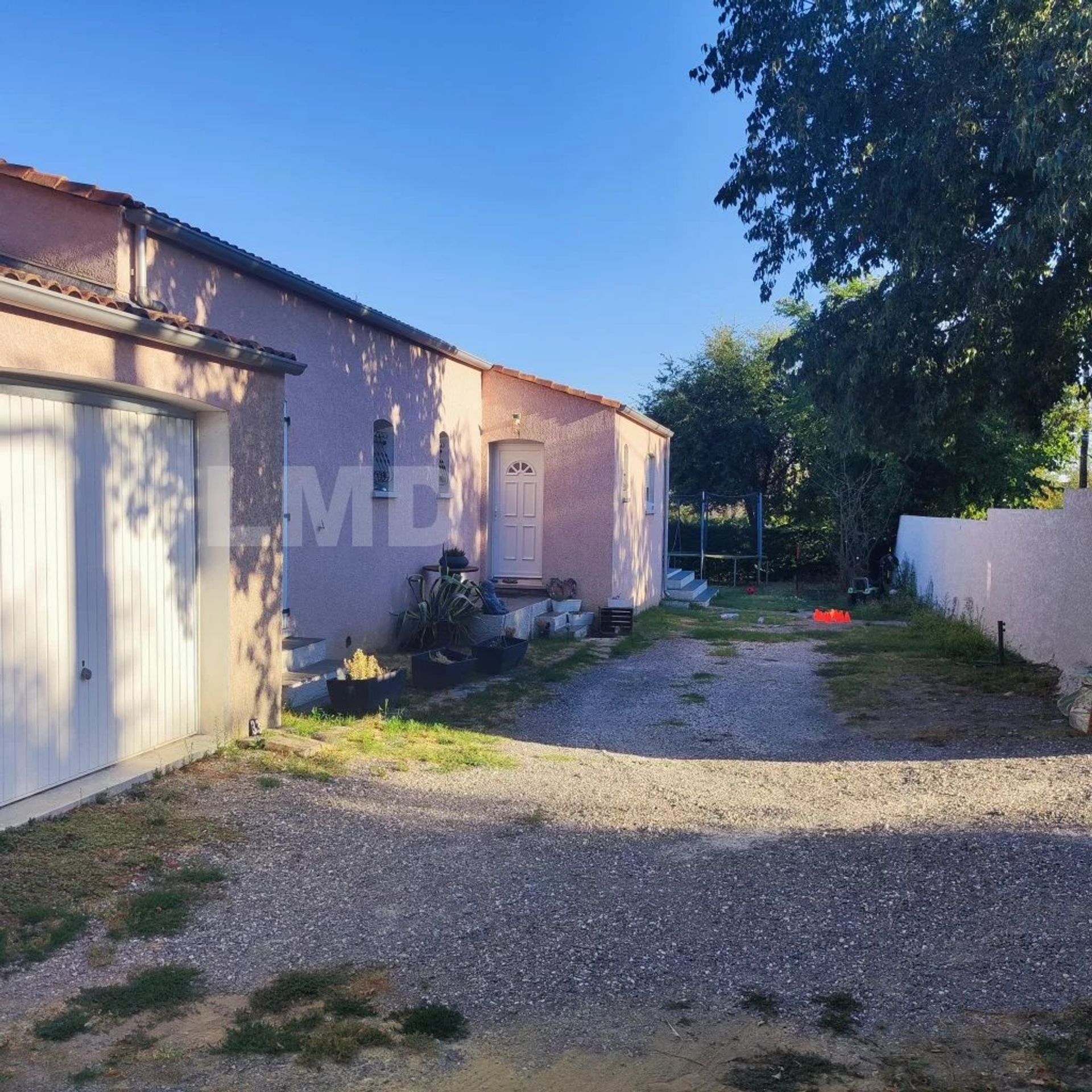 жилой дом в Saint-Christol-les-Alès, Gard 12774357