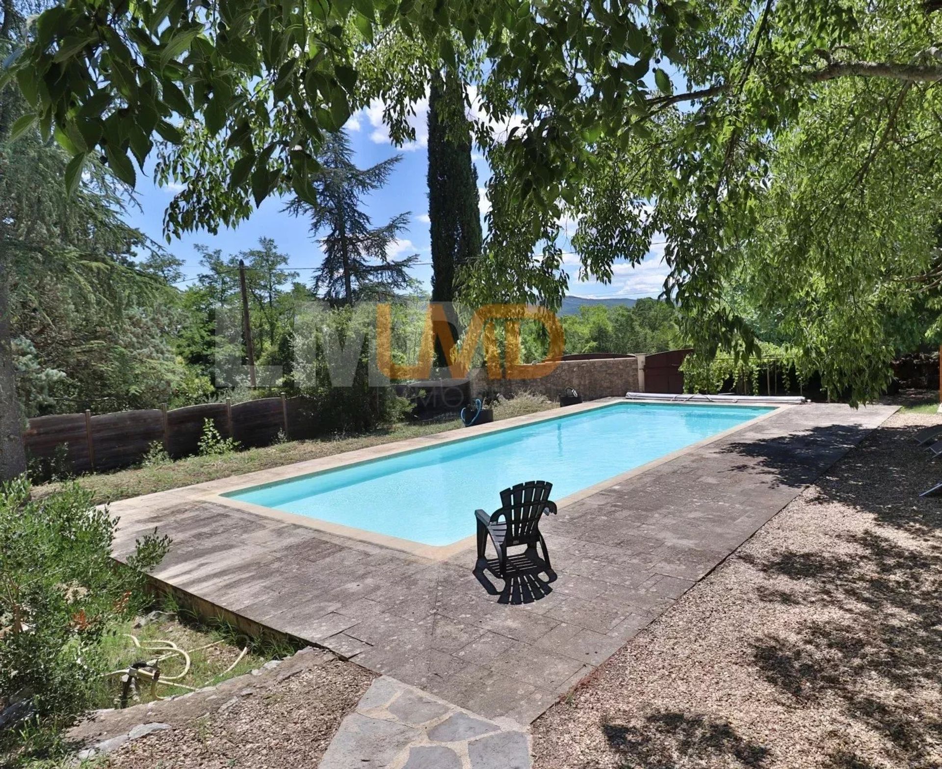 loger dans Flayosc, Provence-Alpes-Côte d'Azur 12774474