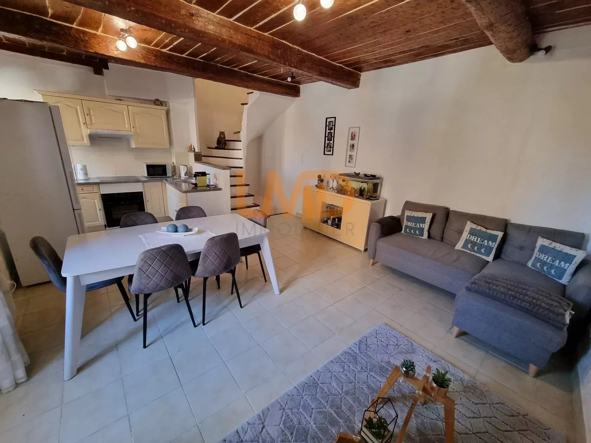 rumah dalam Le Muy, Provence-Alpes-Cote d'Azur 12774722