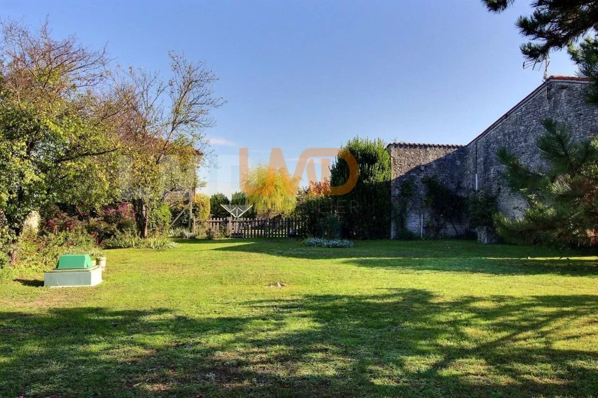 Hus i Matha, Charente-Maritime 12774763