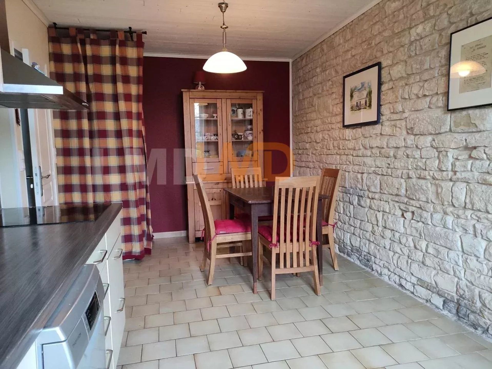 Hus i Matha, Charente-Maritime 12774763