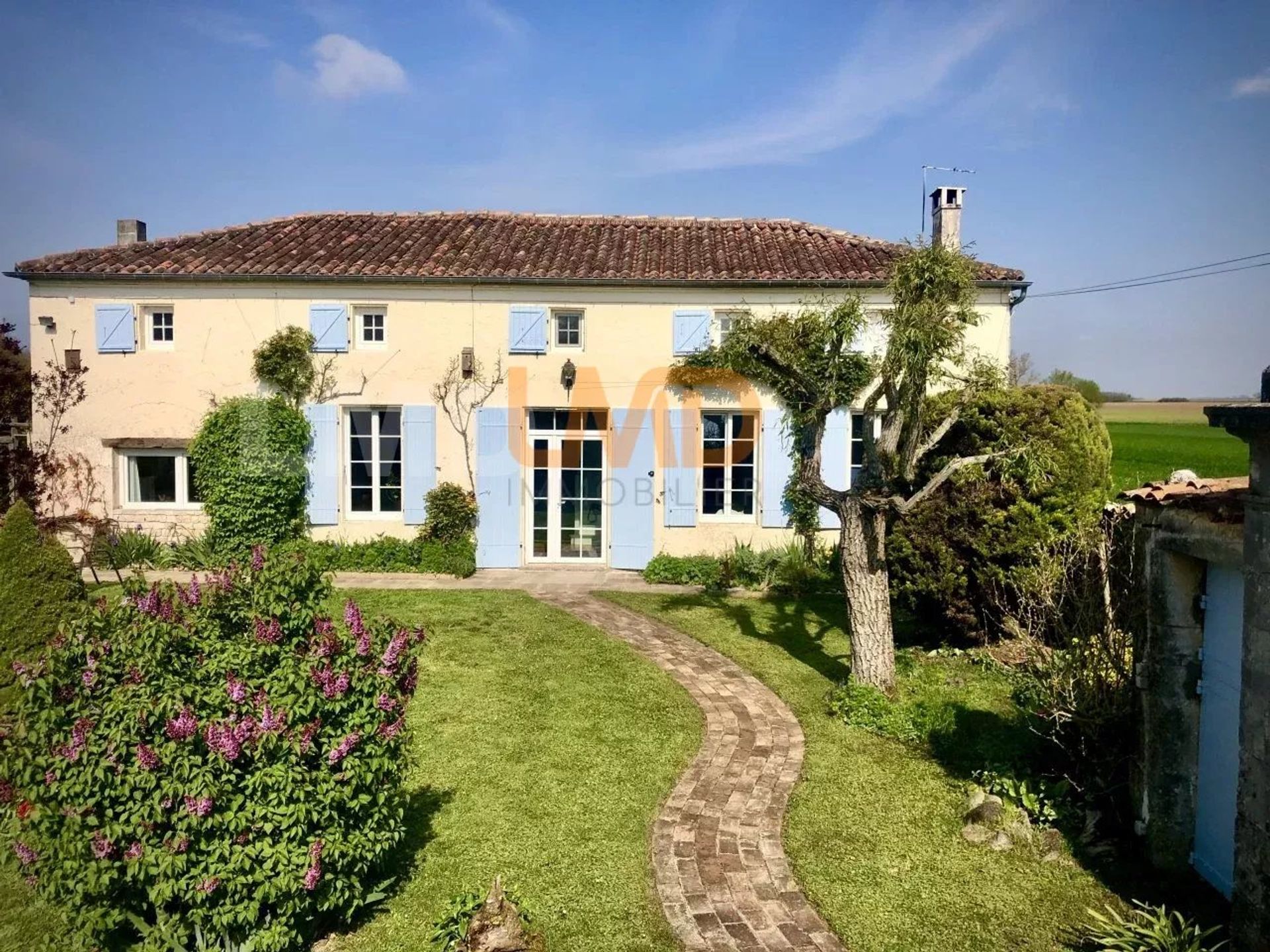 Hus i Matha, Charente-Maritime 12774763