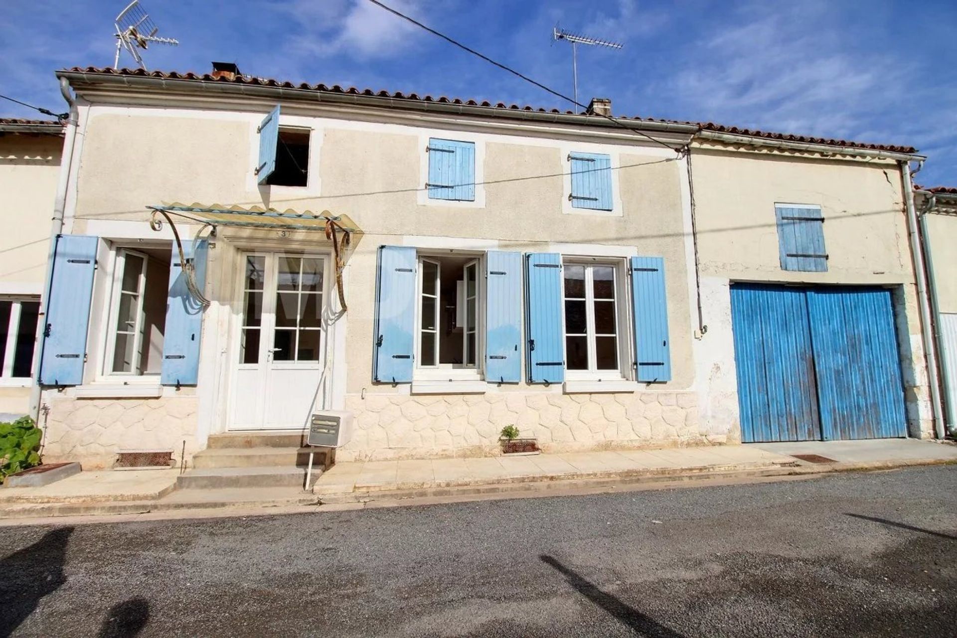 多個房子 在 Matha, Charente-Maritime 12774769