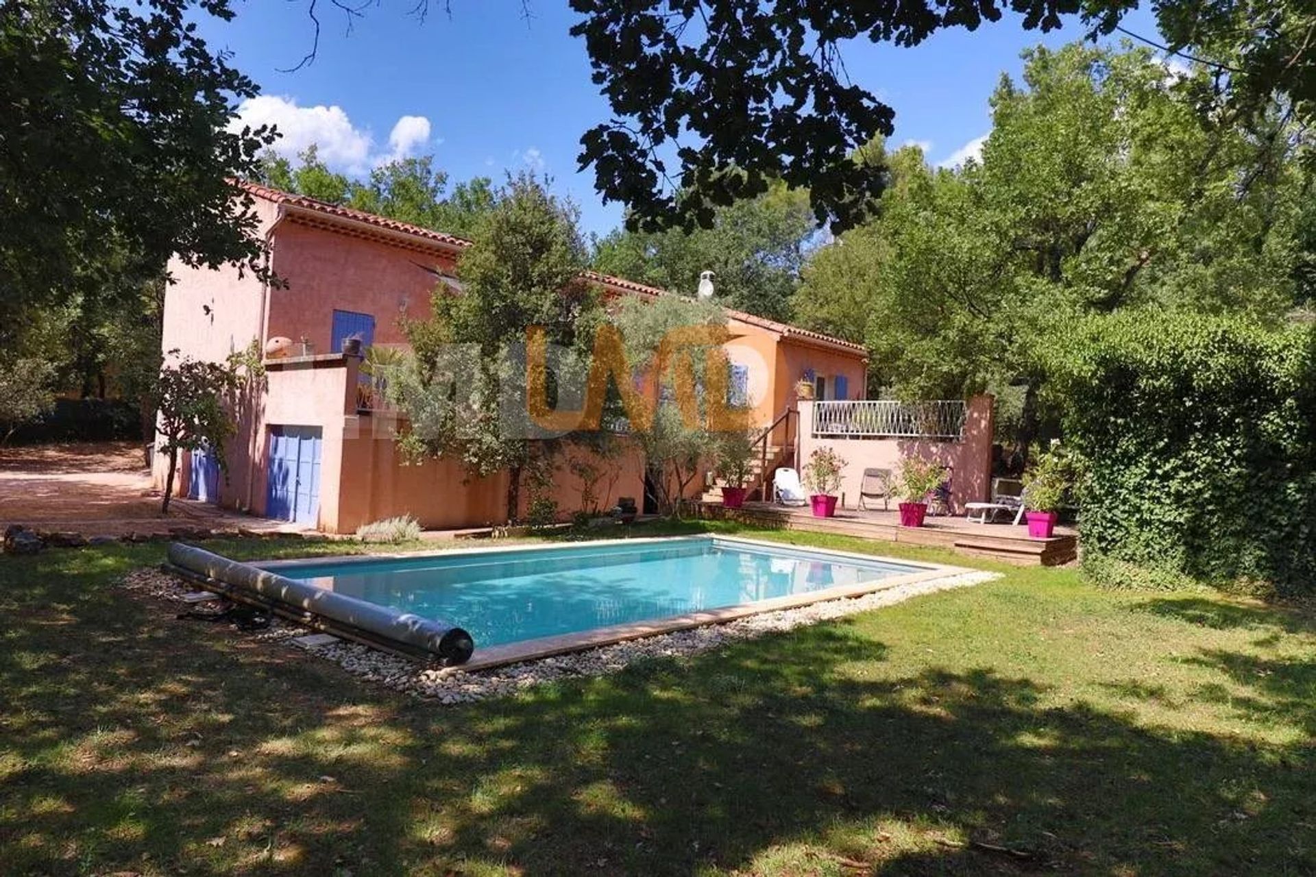 loger dans Saint-Maximin-la-Sainte-Baume, Provence-Alpes-Côte d'Azur 12774906