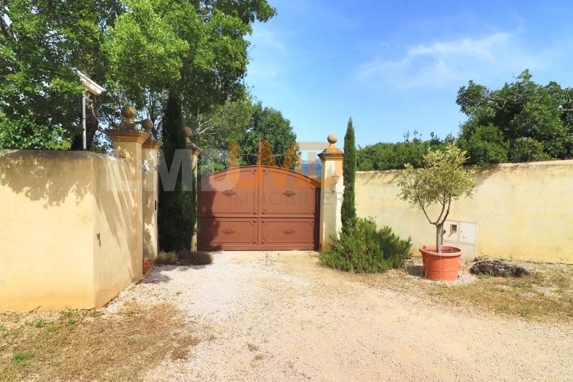 loger dans Plan-d'Aups-Sainte-Baume, Var 12775078