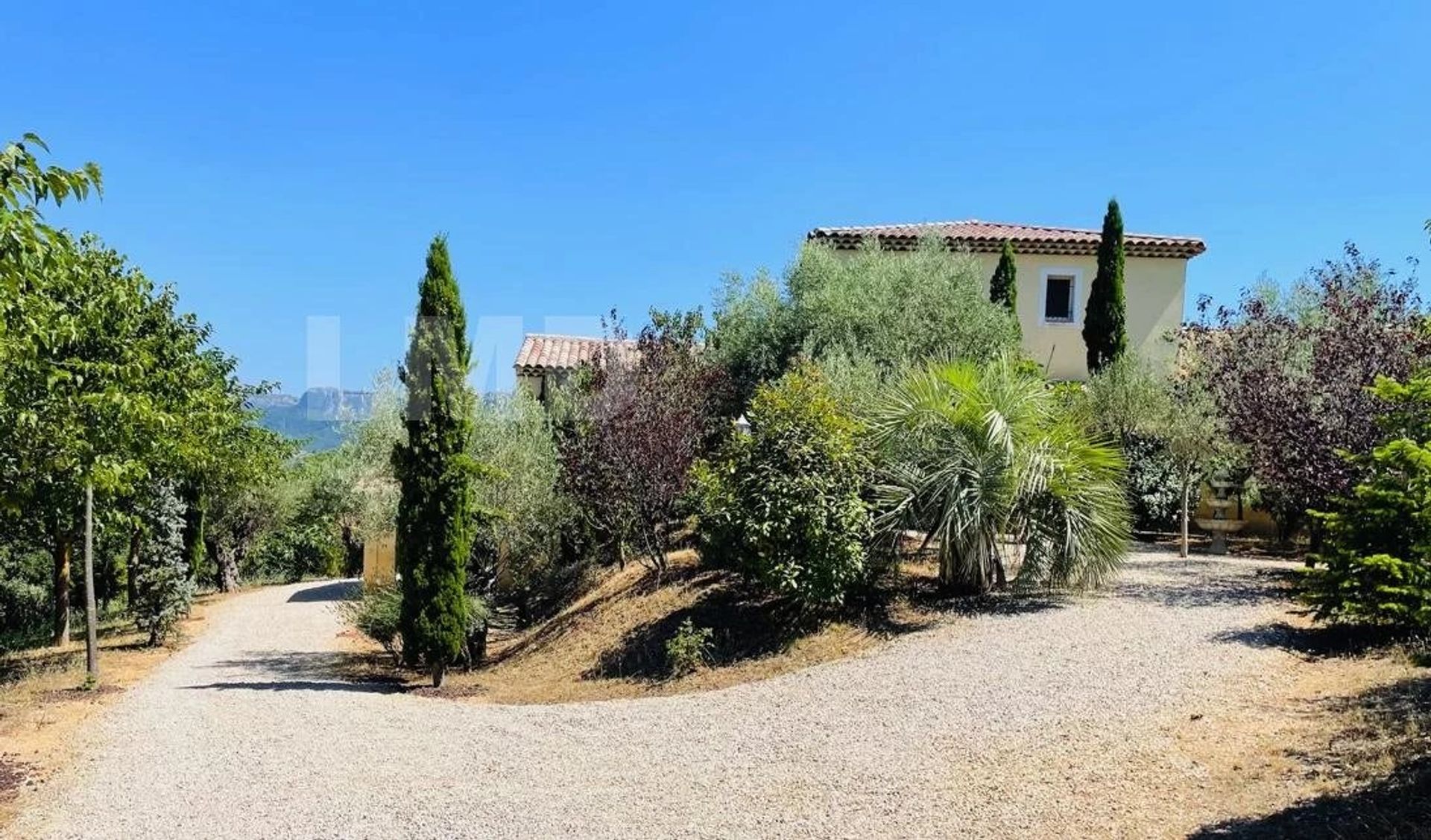 住宅 在 Saint-Maximin-la-Sainte-Baume, Var 12775078