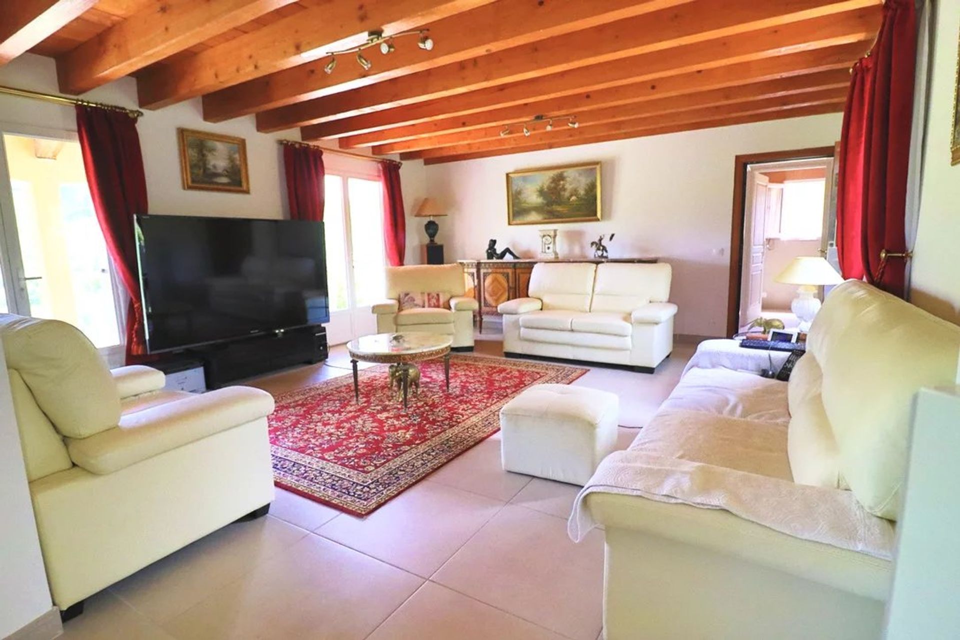 住宅 在 Saint-Maximin-la-Sainte-Baume, Var 12775078