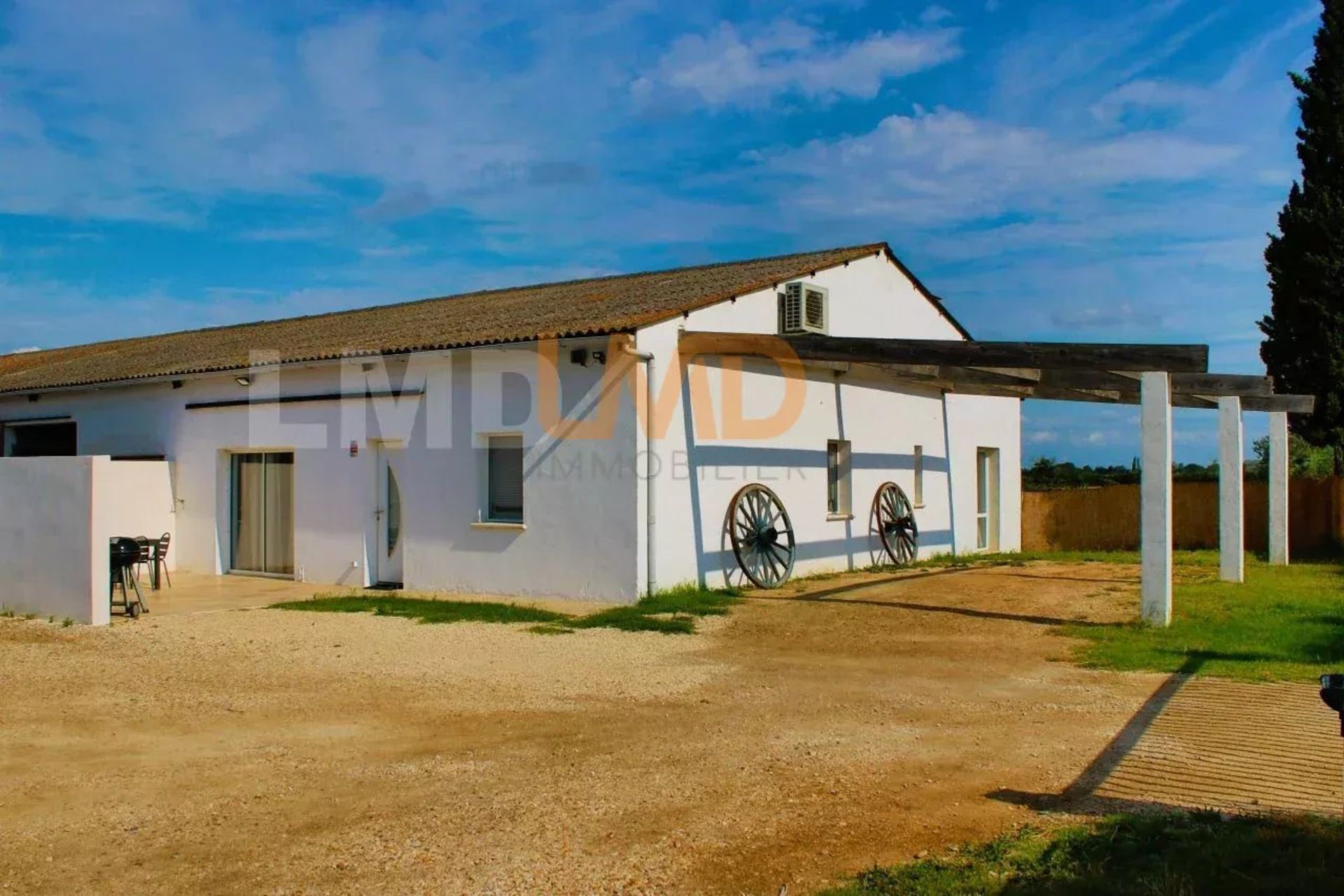 Rumah di Arles, Bouches-du-Rhône 12775085