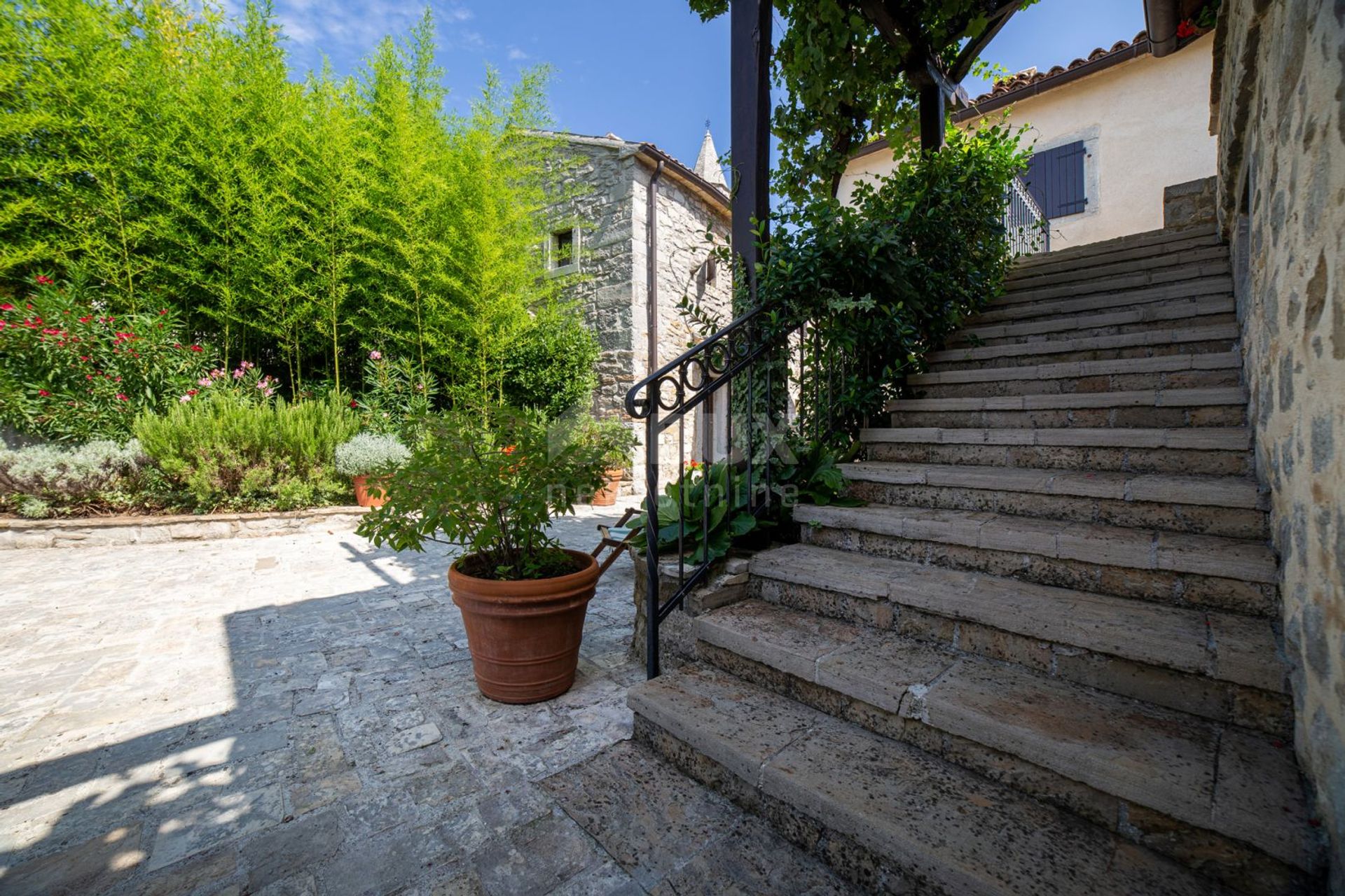 Casa nel Gračišće, Istria County 12776361