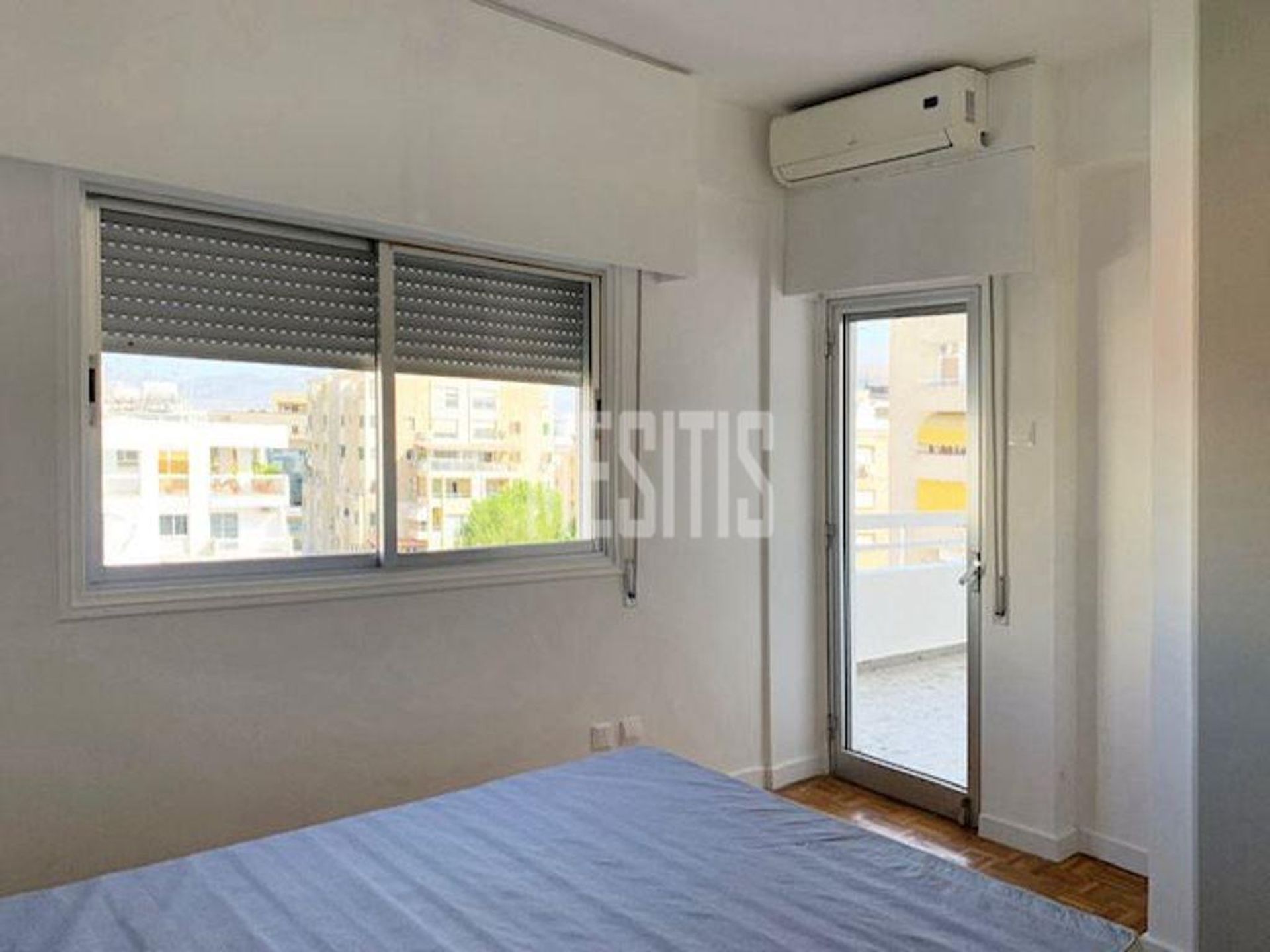 Condominio en Nicosia, Lefkosia 12776519