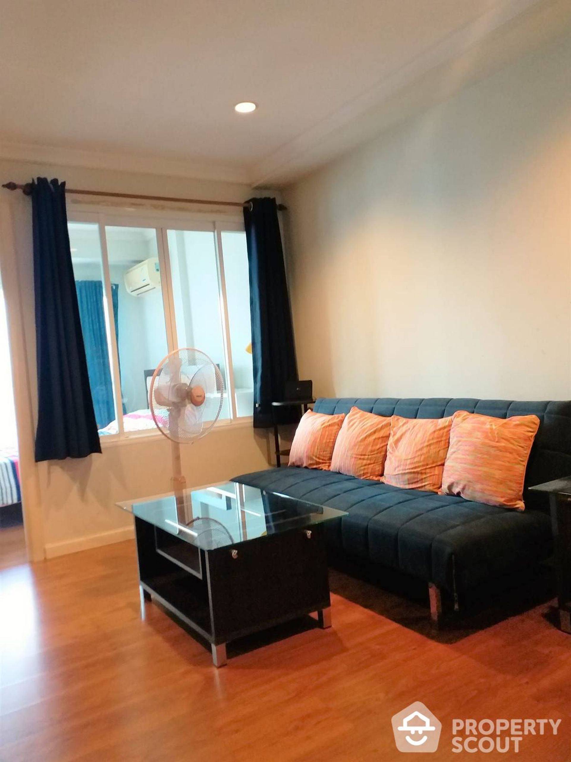 Condominium in Ban Na Song, Krung Thep Maha Nakhon 12776830