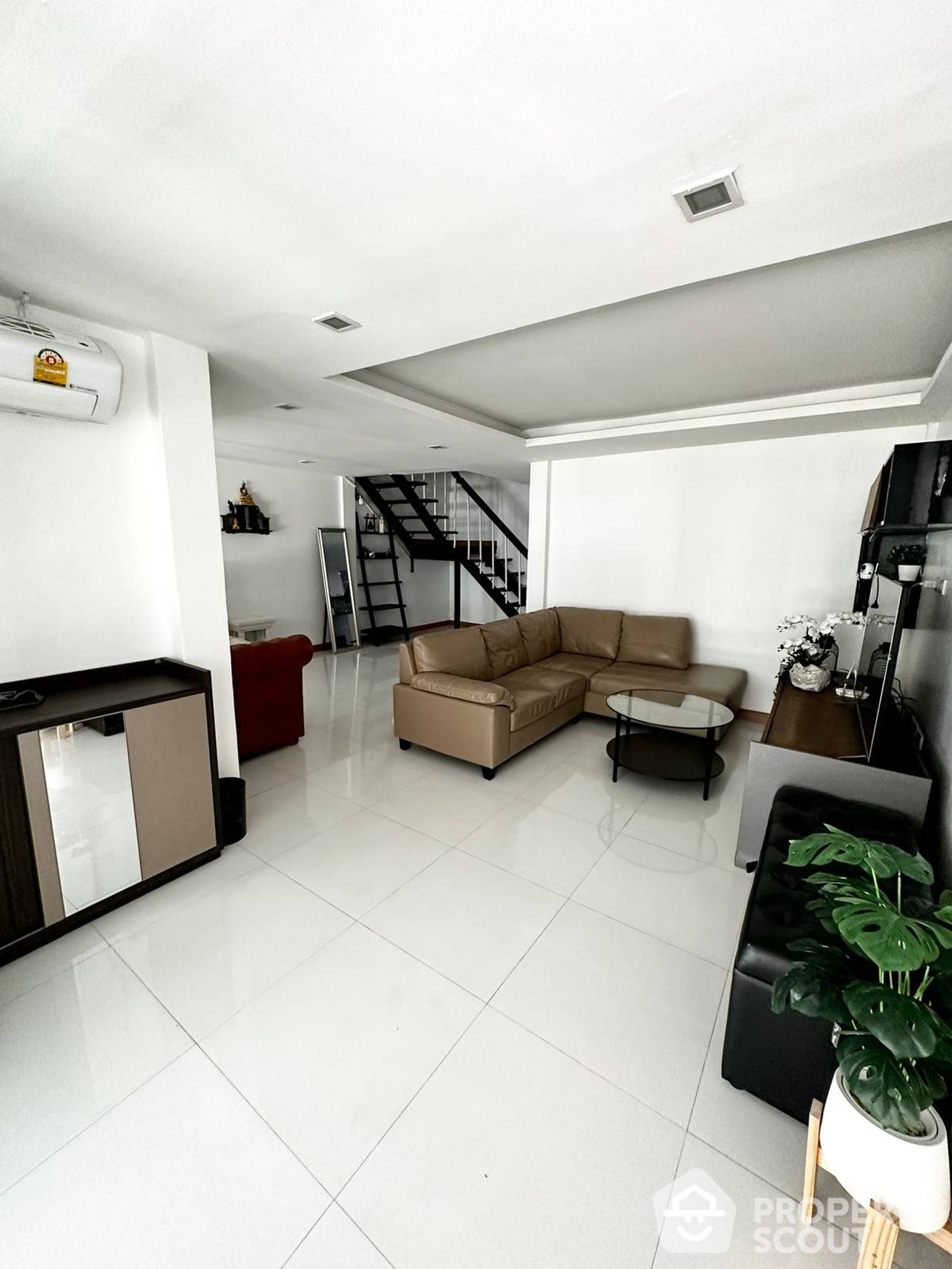 Casa nel Wattana, Krung Thep Maha Nakhon 12776856