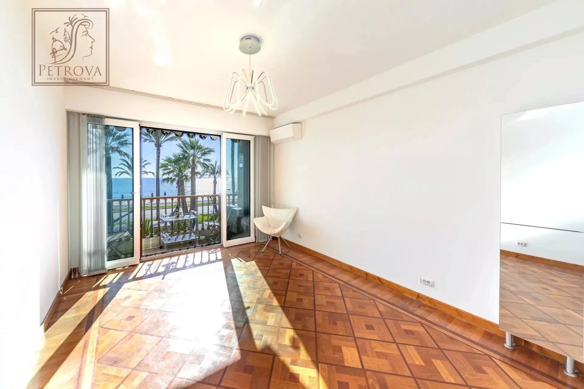 Condominio en Nice, Alpes-Maritimes 12777013