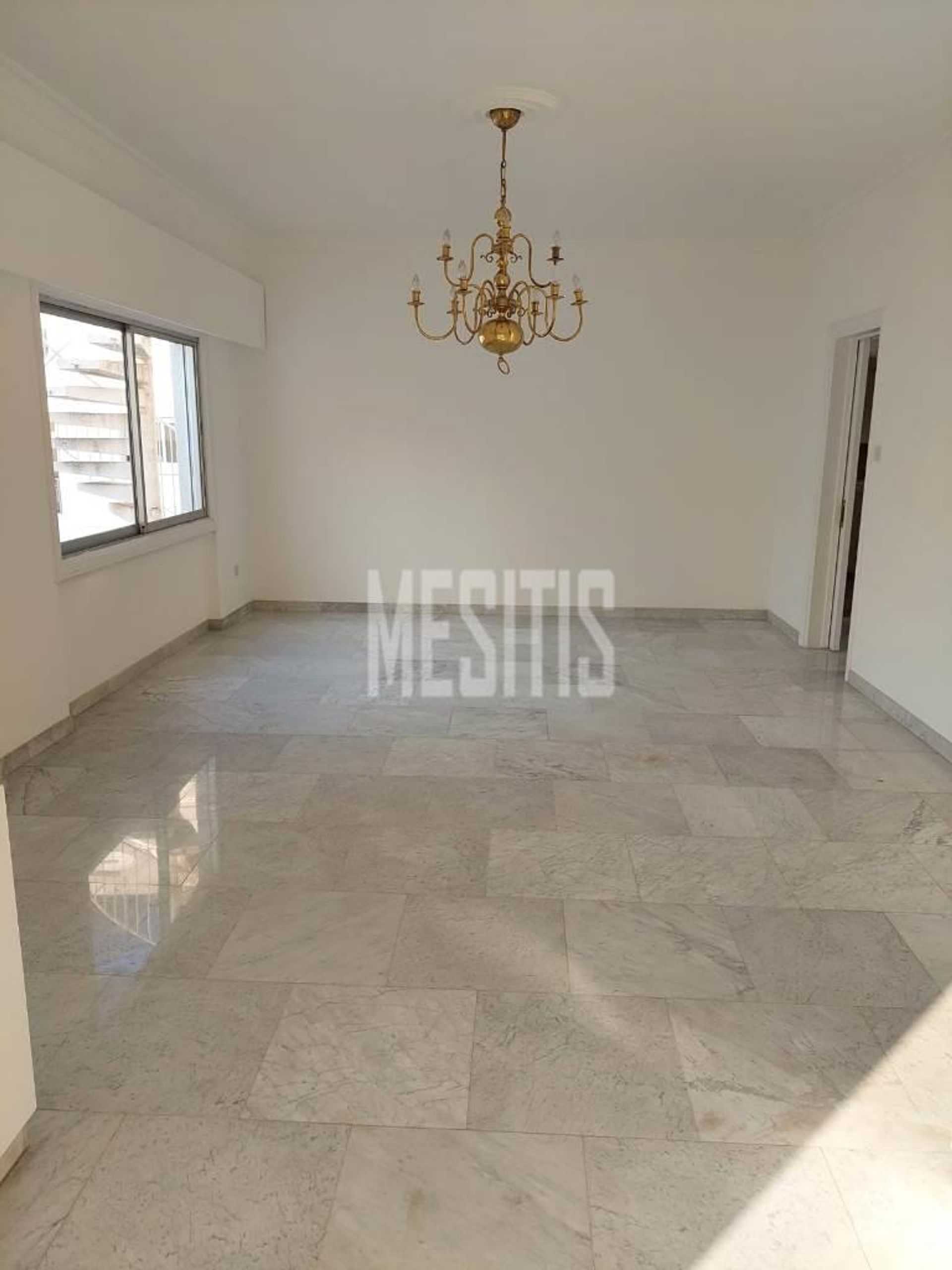 Кондоминиум в Nicosia, Nicosia 12777297