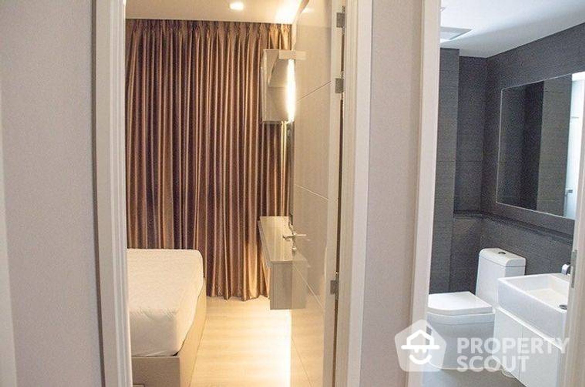 Condominium in , Krung Thep Maha Nakhon 12777667