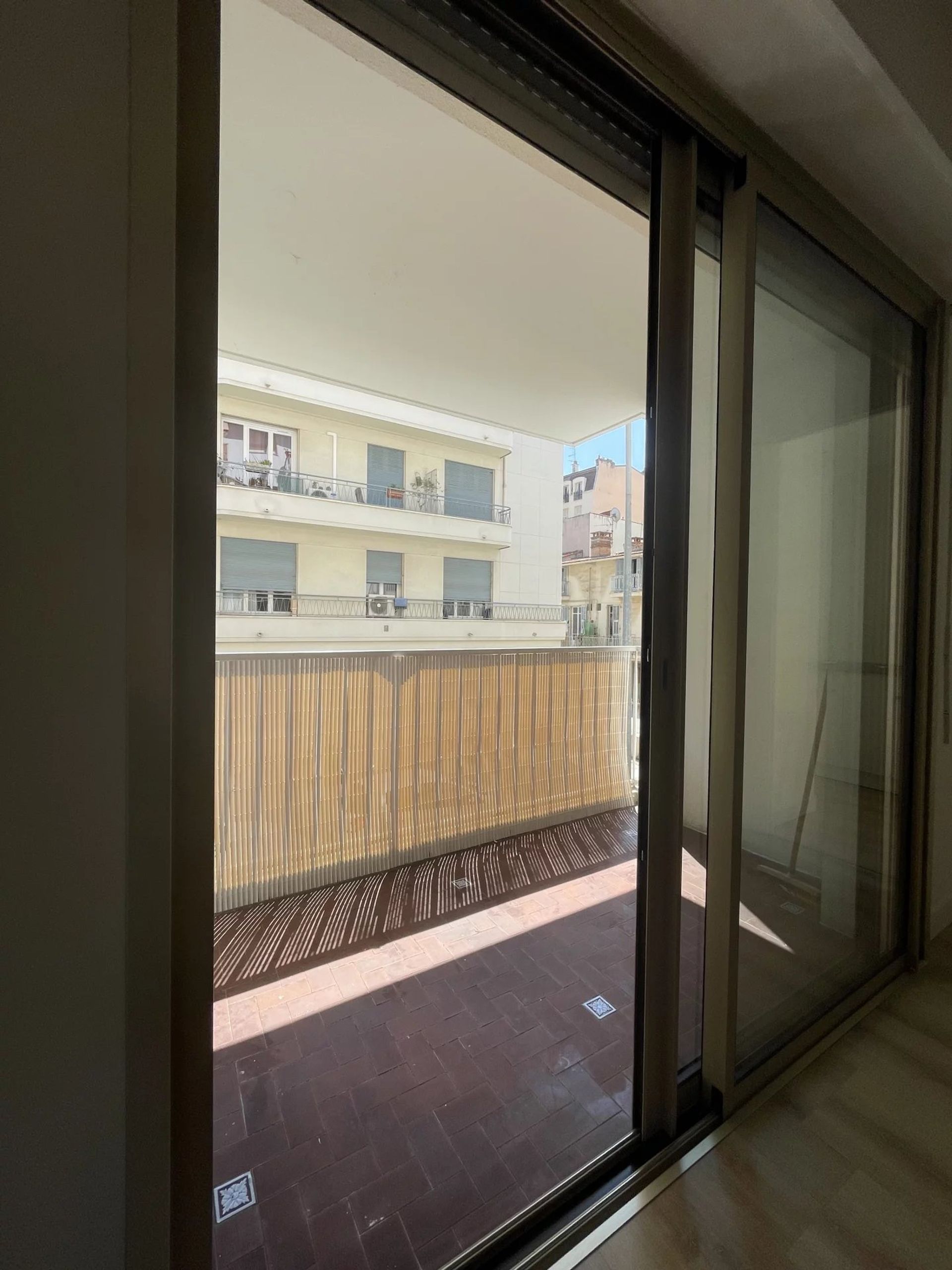 Condominium dans Nice, Alpes-Maritimes 12777747