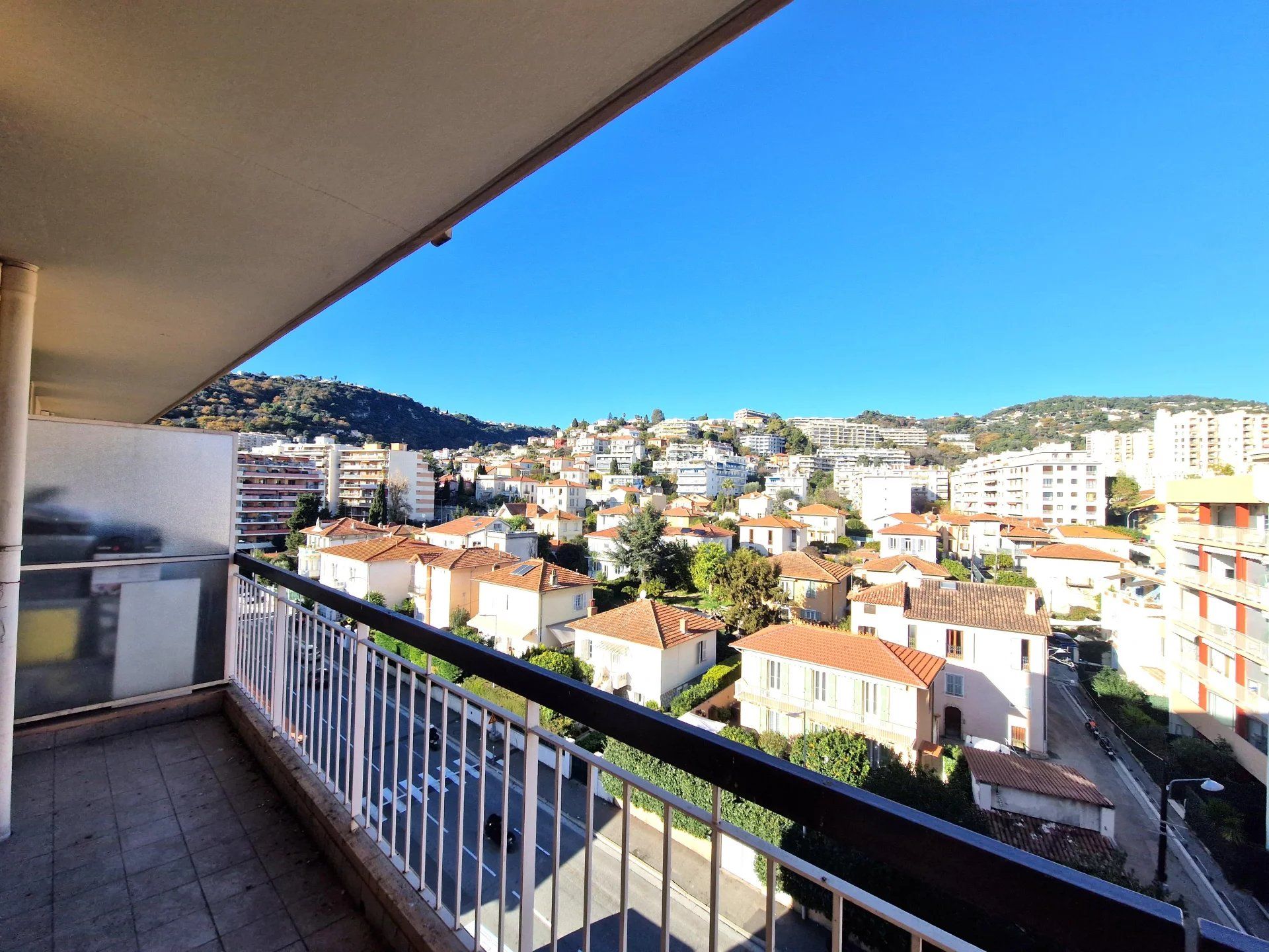 Condominio en Nice, Alpes-Maritimes 12777804