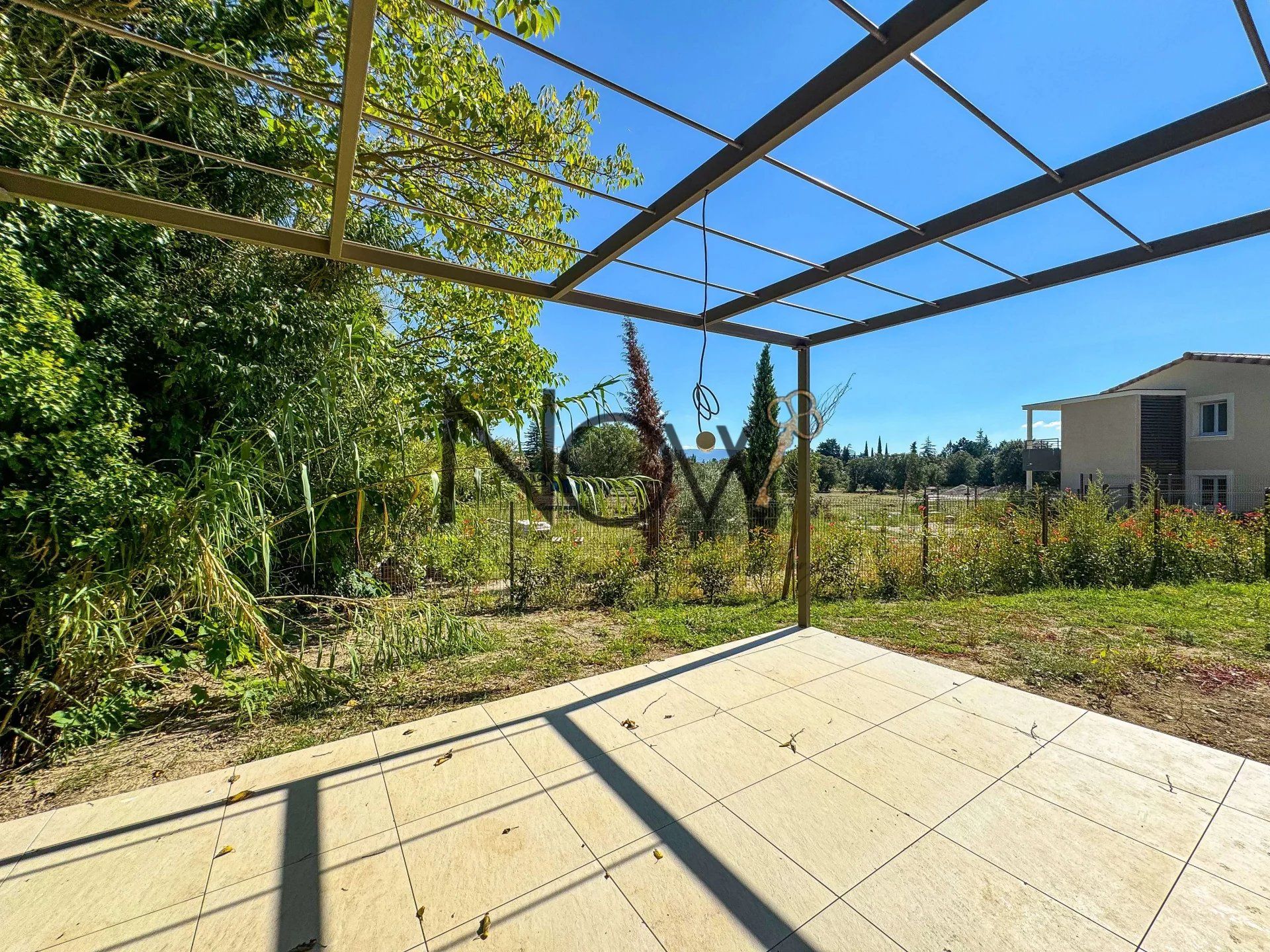 Huis in Saumane-de-Vaucluse, Provence-Alpes-Côte d'Azur 12777805