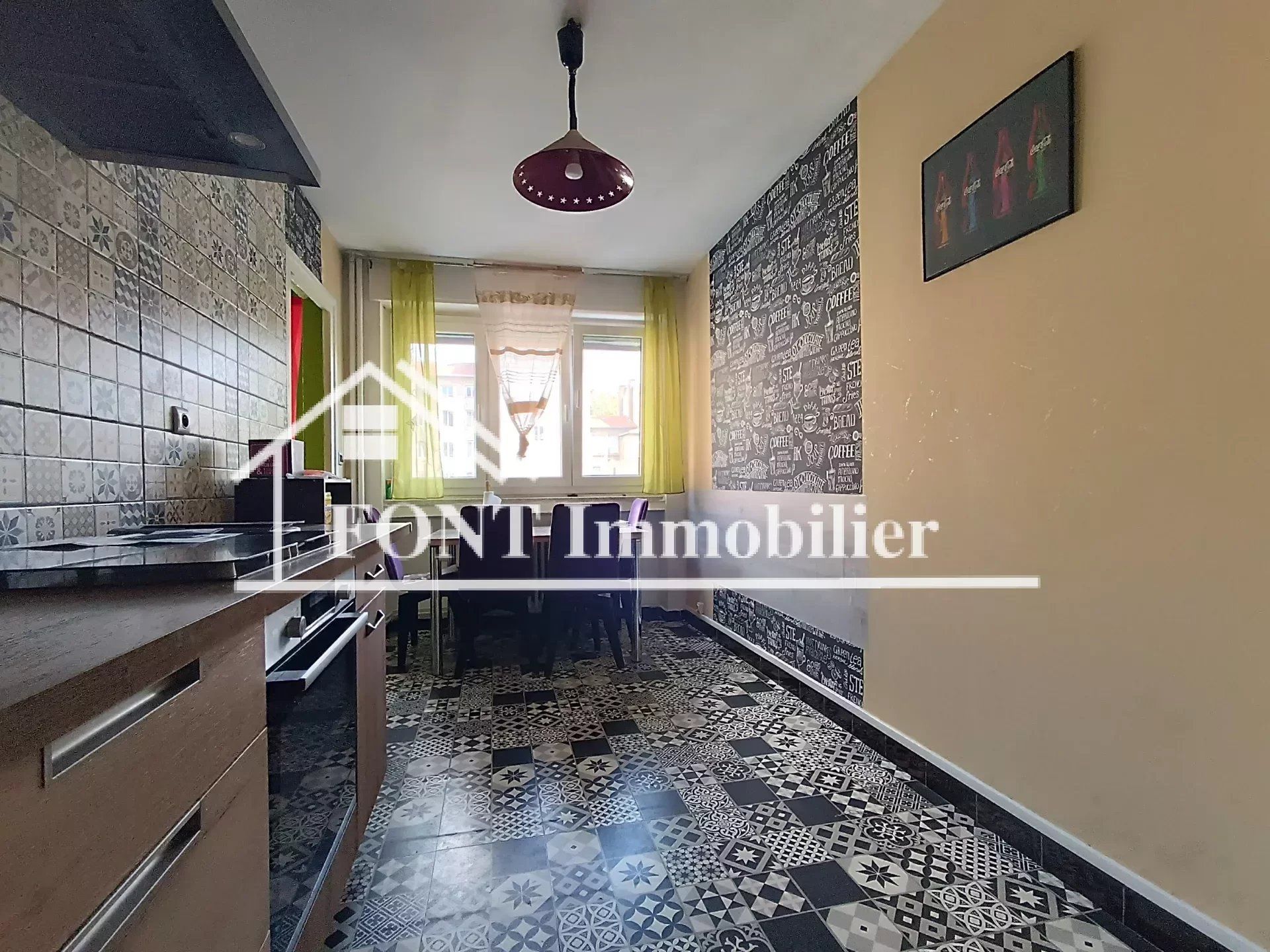 Condominium in Saint-Etienne, Auvergne-Rhone-Alpes 12778876