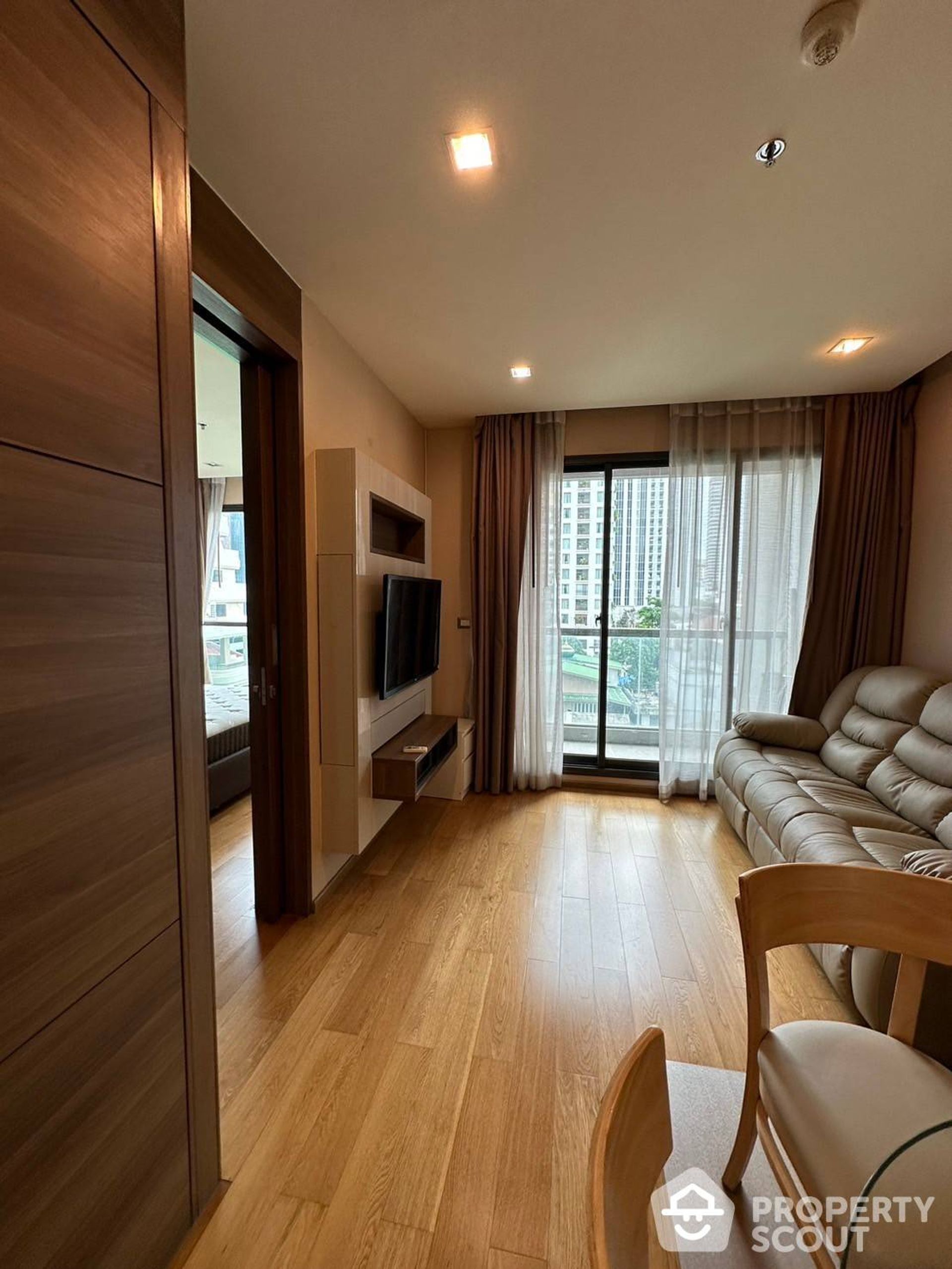 Condominium dans Bang Rak, Krung Thep Maha Nakhon 12779162