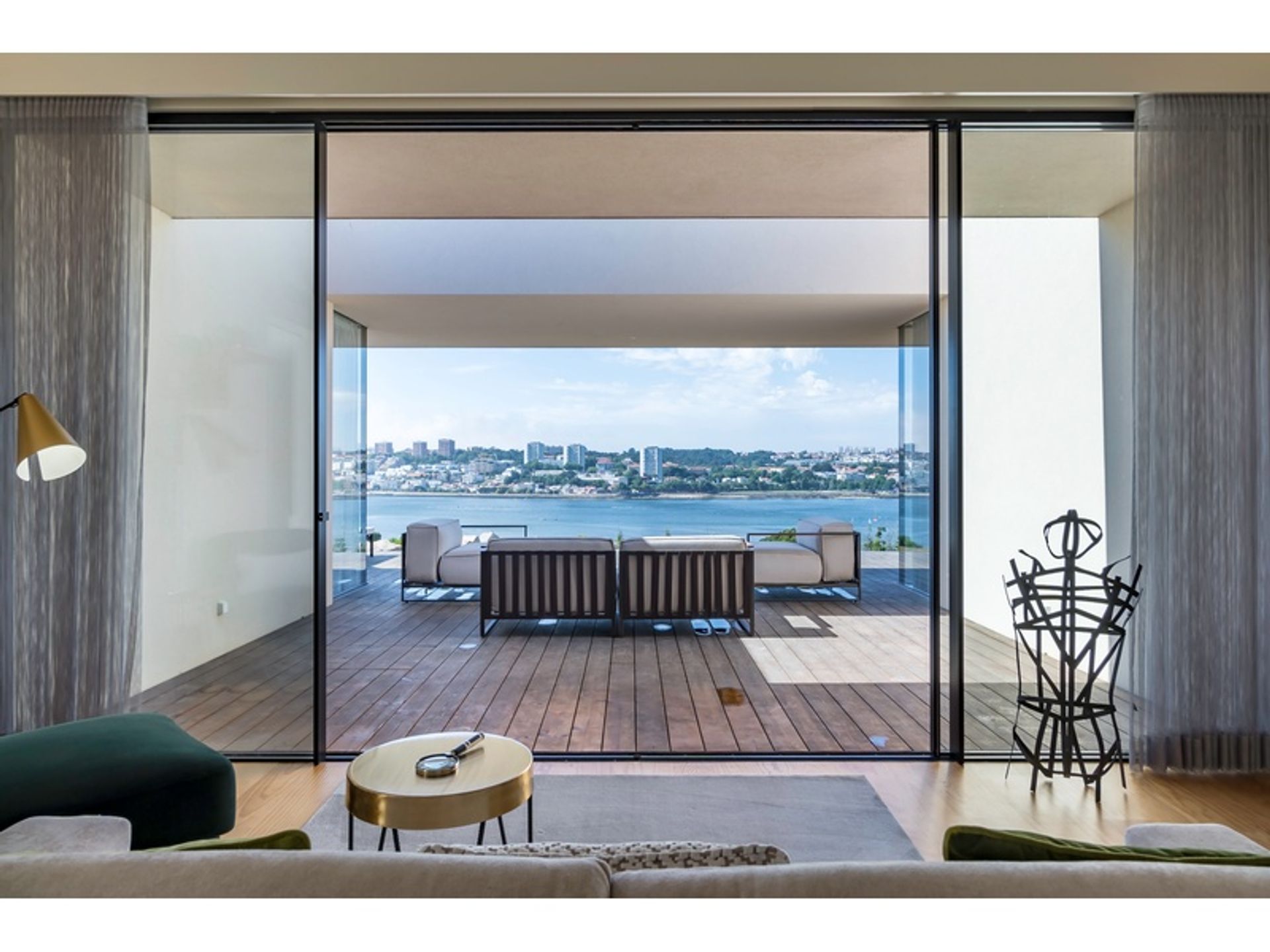 Residencial en Vila Nova de Gaia, Porto 12779275